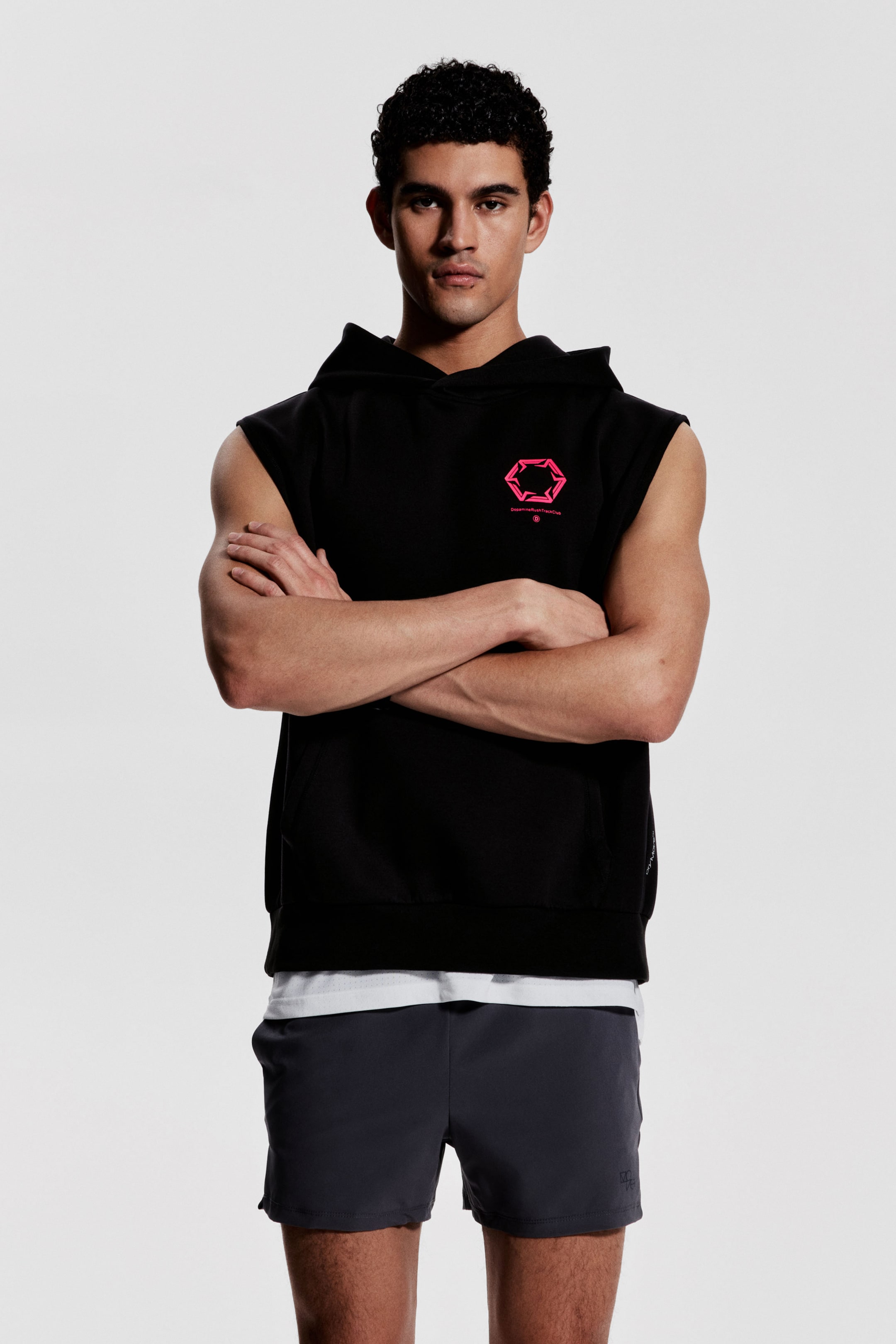 Loose Fit Sleeveless sports hoodie with DryMove™