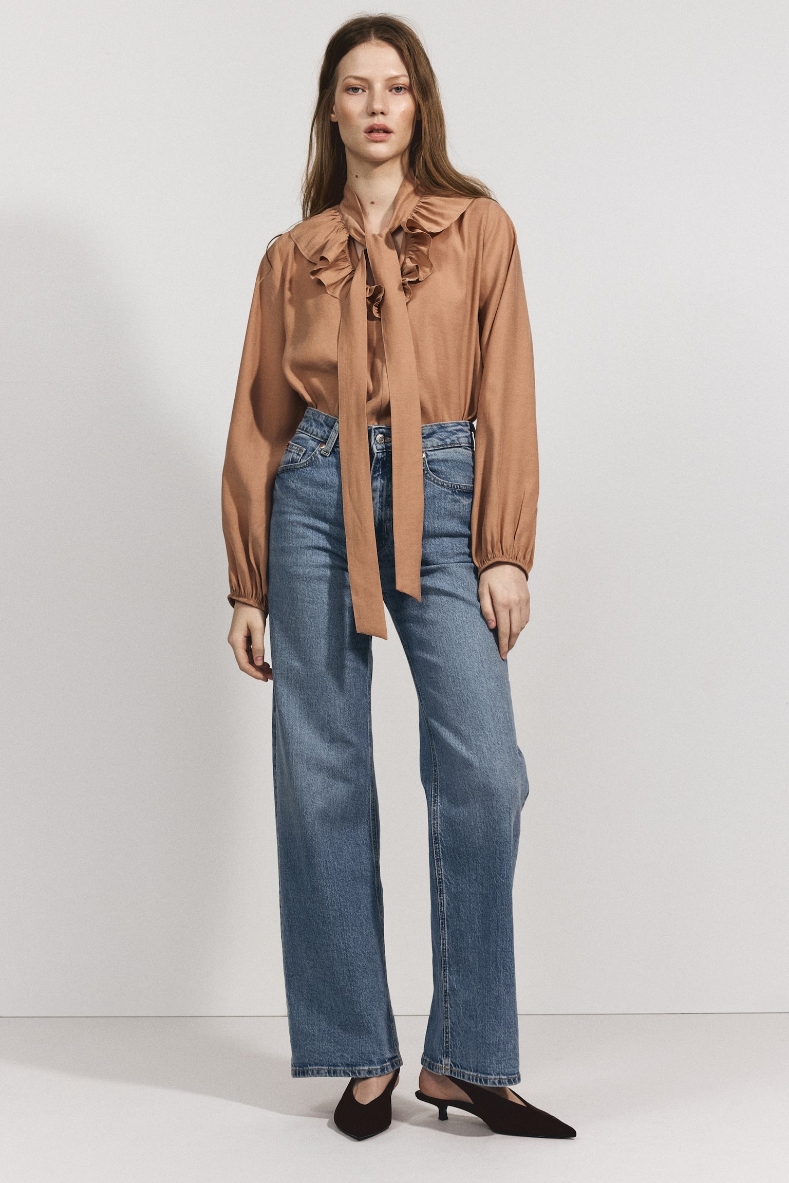 Yakası Bağcıklı Bluz - Bej/Koyu haki/Koyu kahverengi - 6