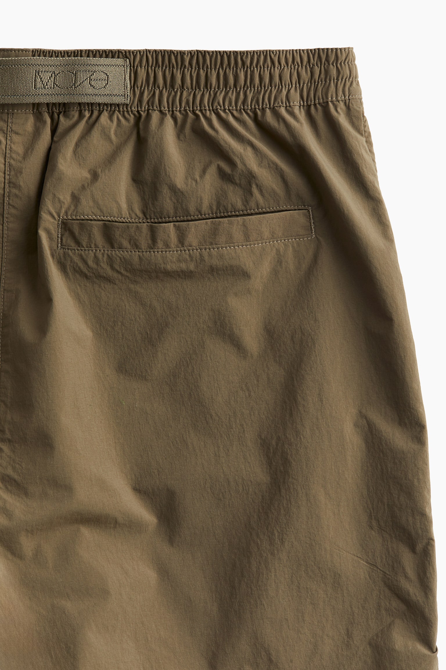 Short lightweight sports shorts - Khaki green/Black - 4