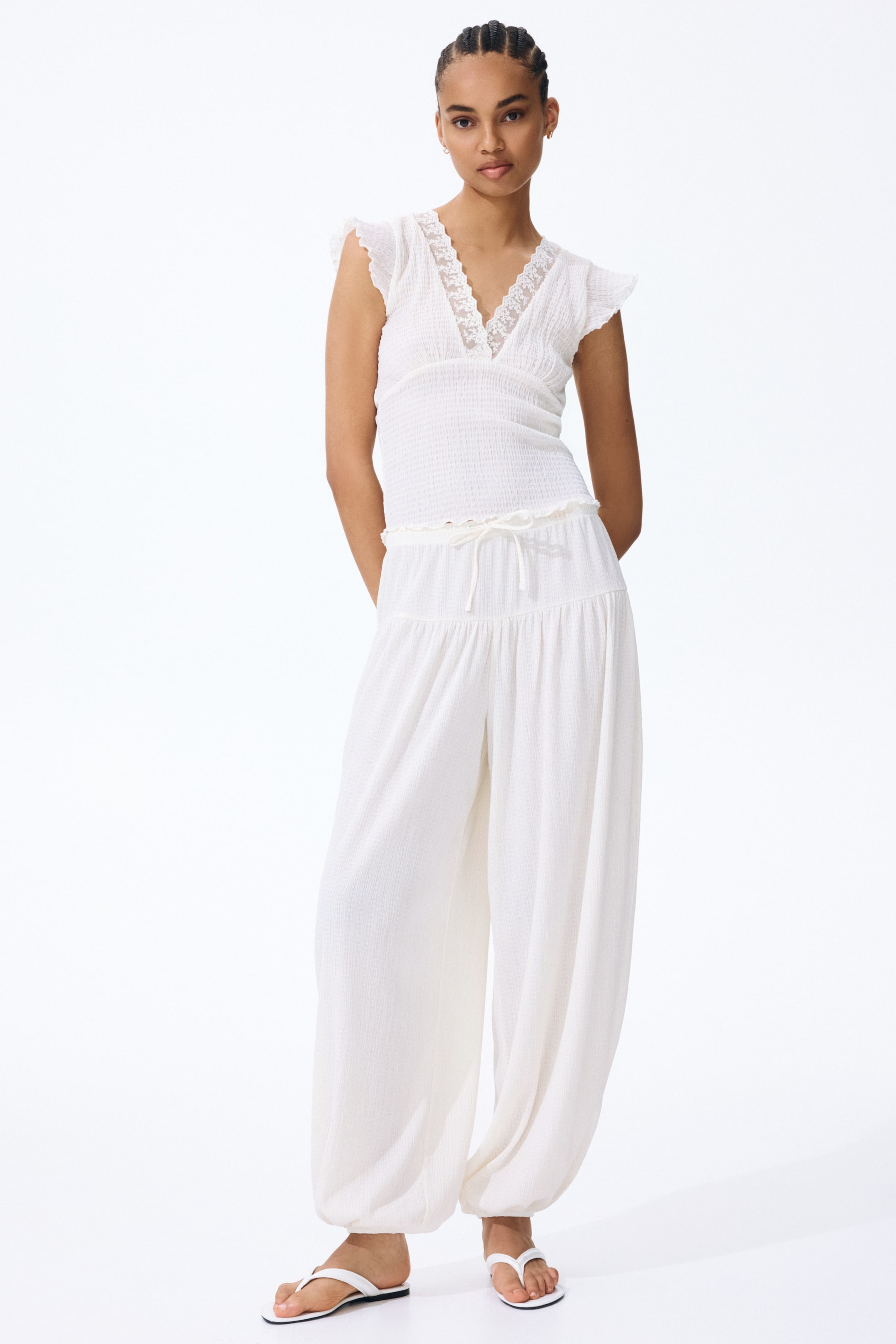 Crinkled balloon trousers
