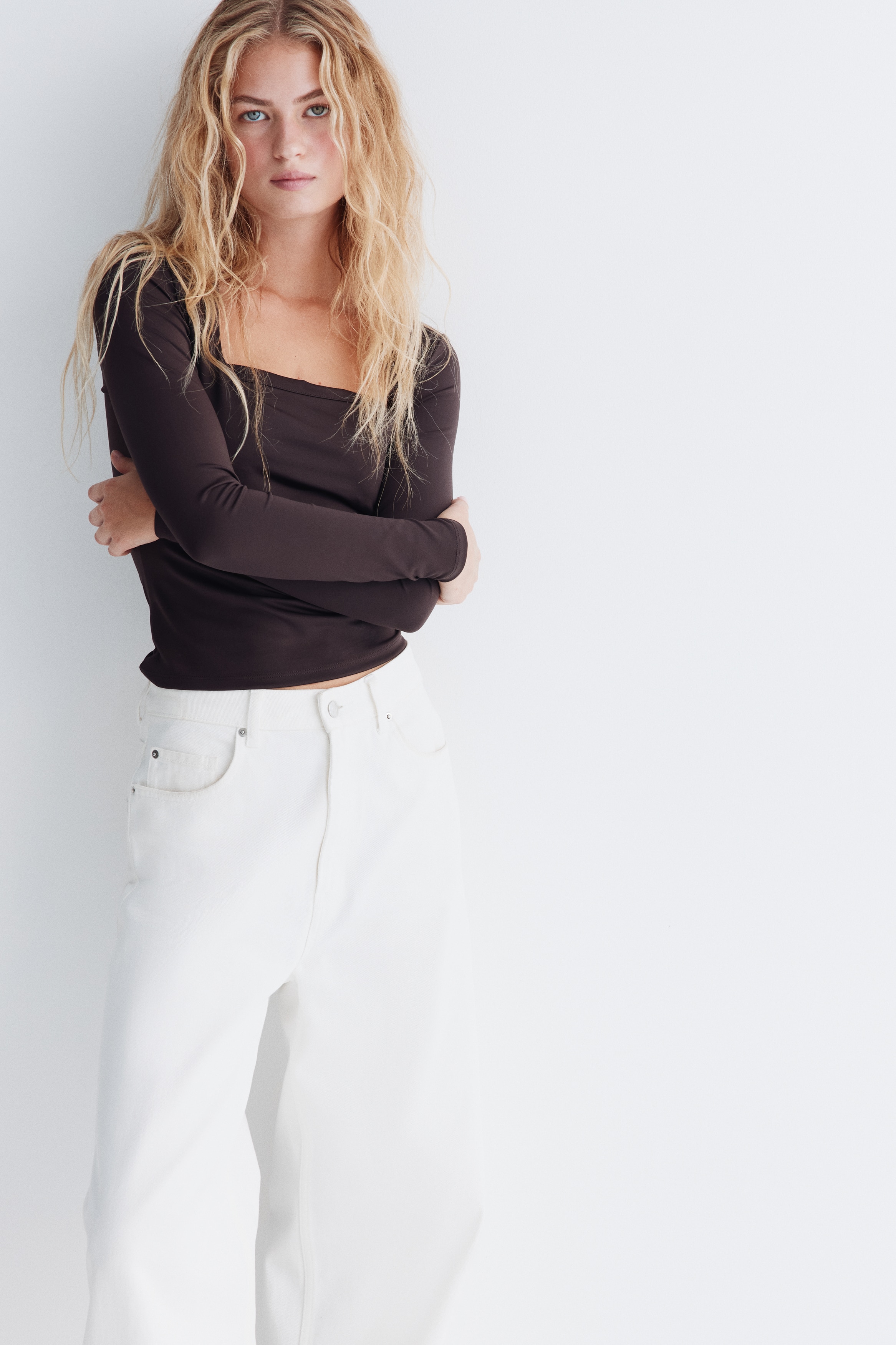 Long-sleeved microfibre top