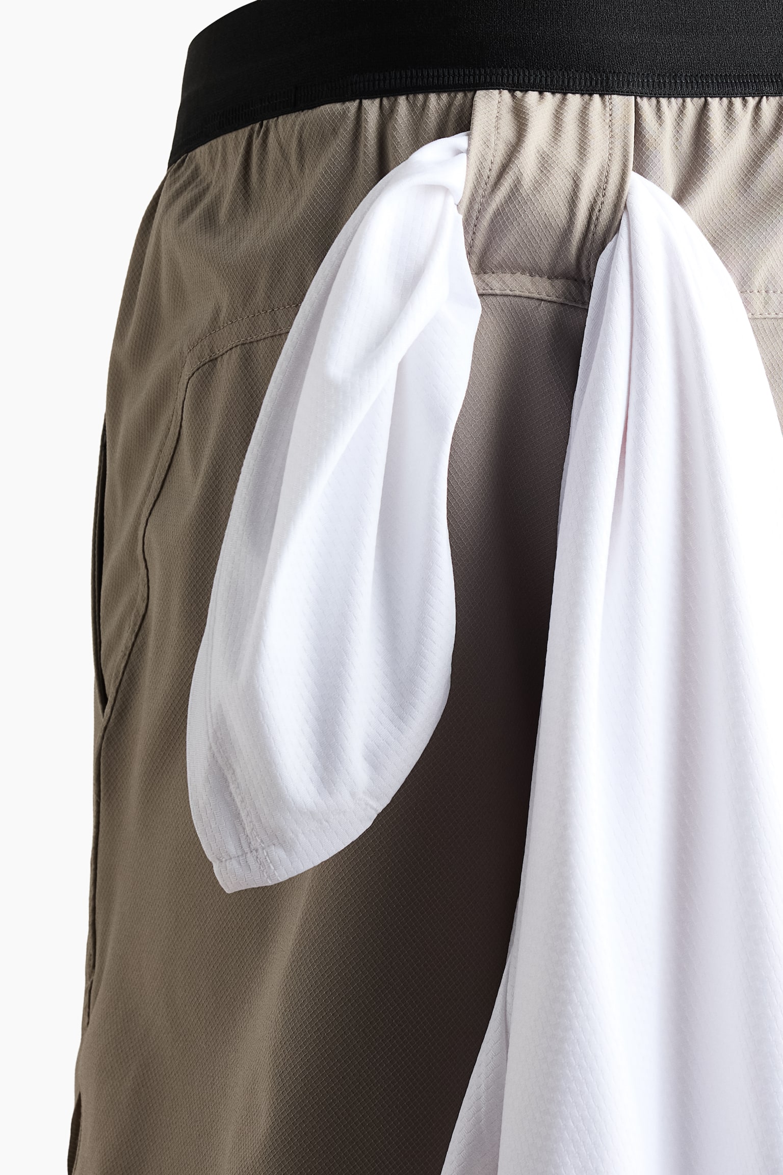 Мужские шорты H&M Move Double-Layered Sports with DryMove™, цвет: Бежевый / Чёрный — фото 7