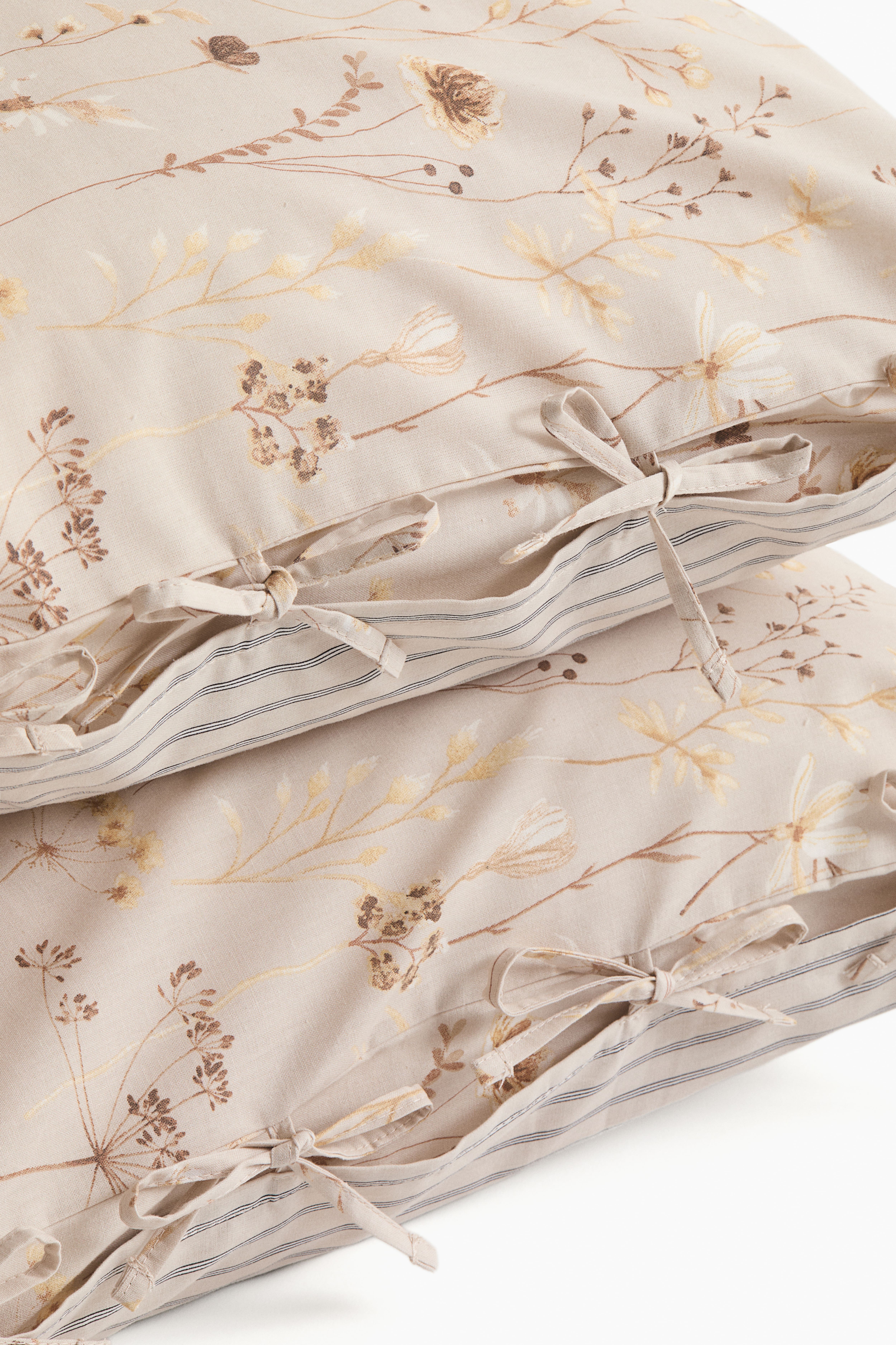 Lot de 2 taies d'oreiller fleuries