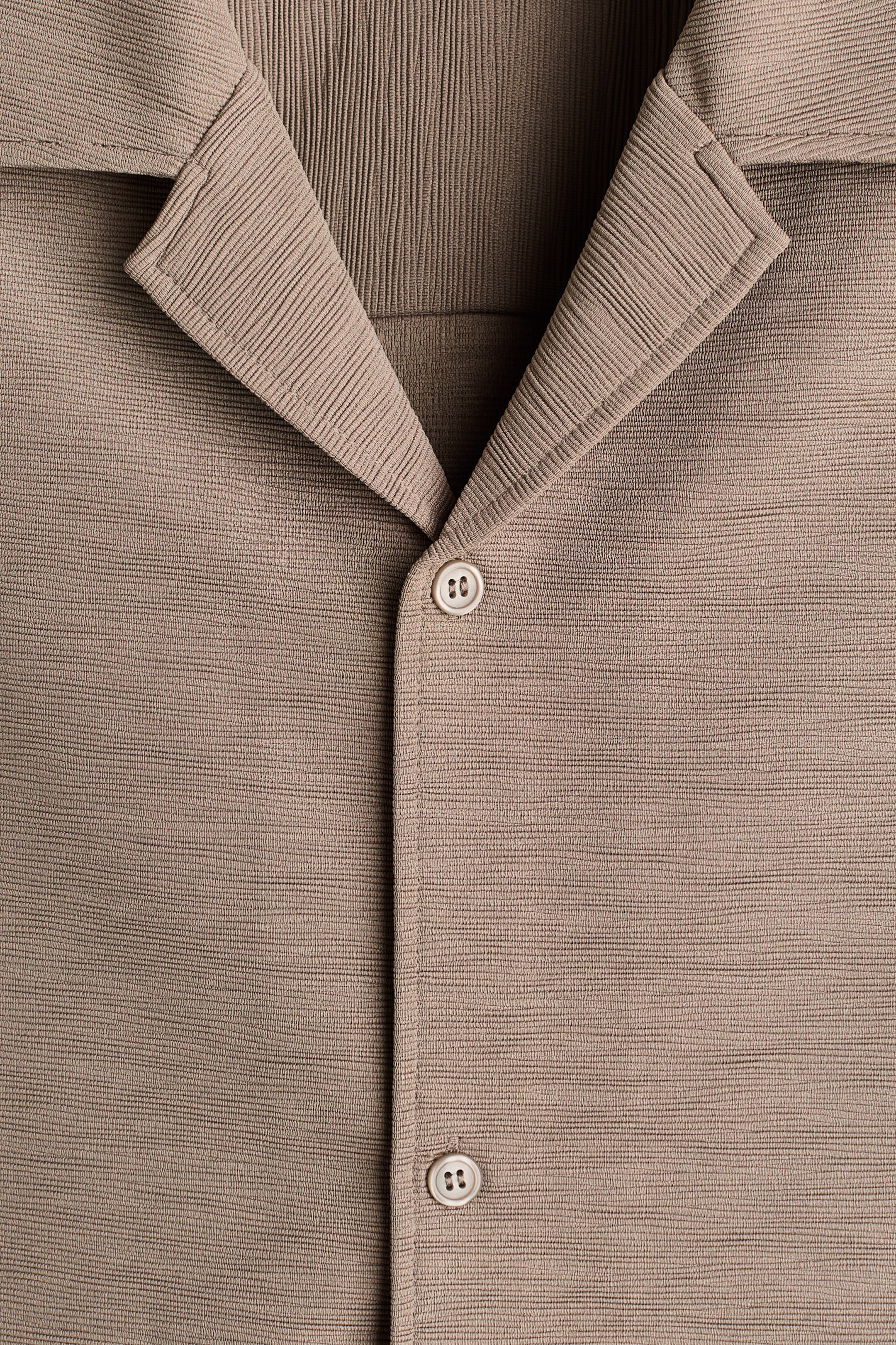 Loose-Fit Resort Shirt