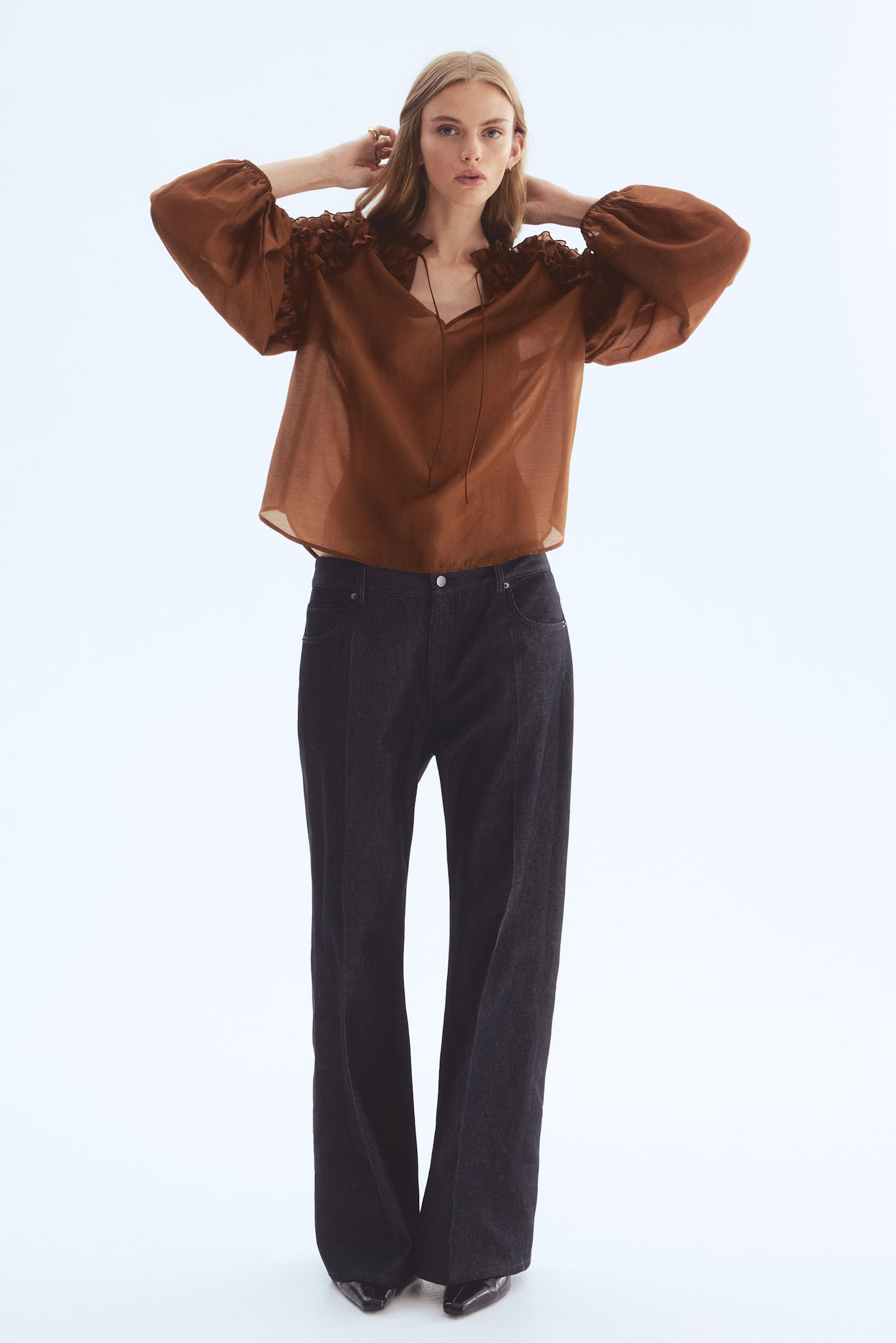 Frill-trimmed blouse - Brown - 4