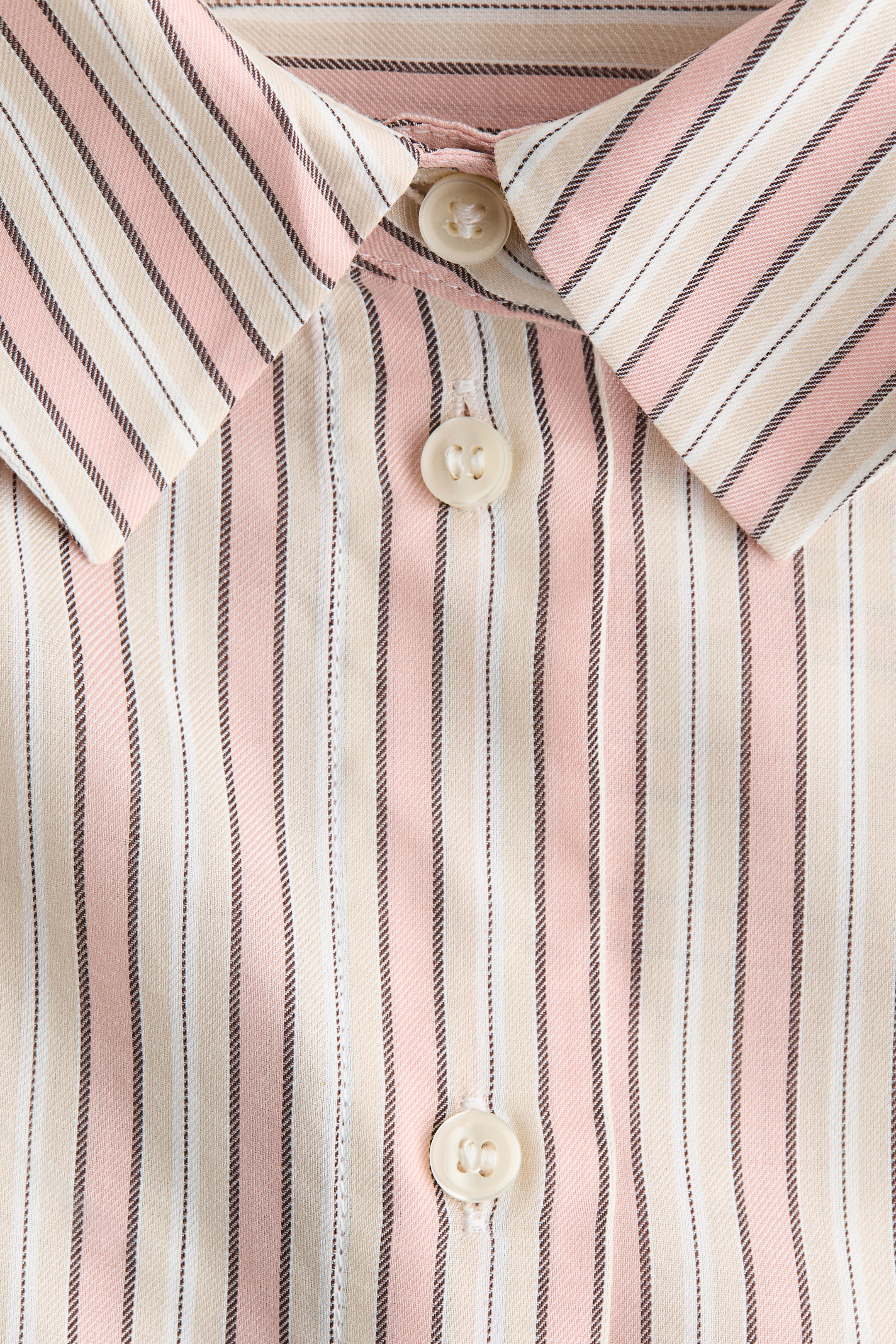 Женские рубашки H&M Oversized Lyocell-Blend Shirt — фото 5
