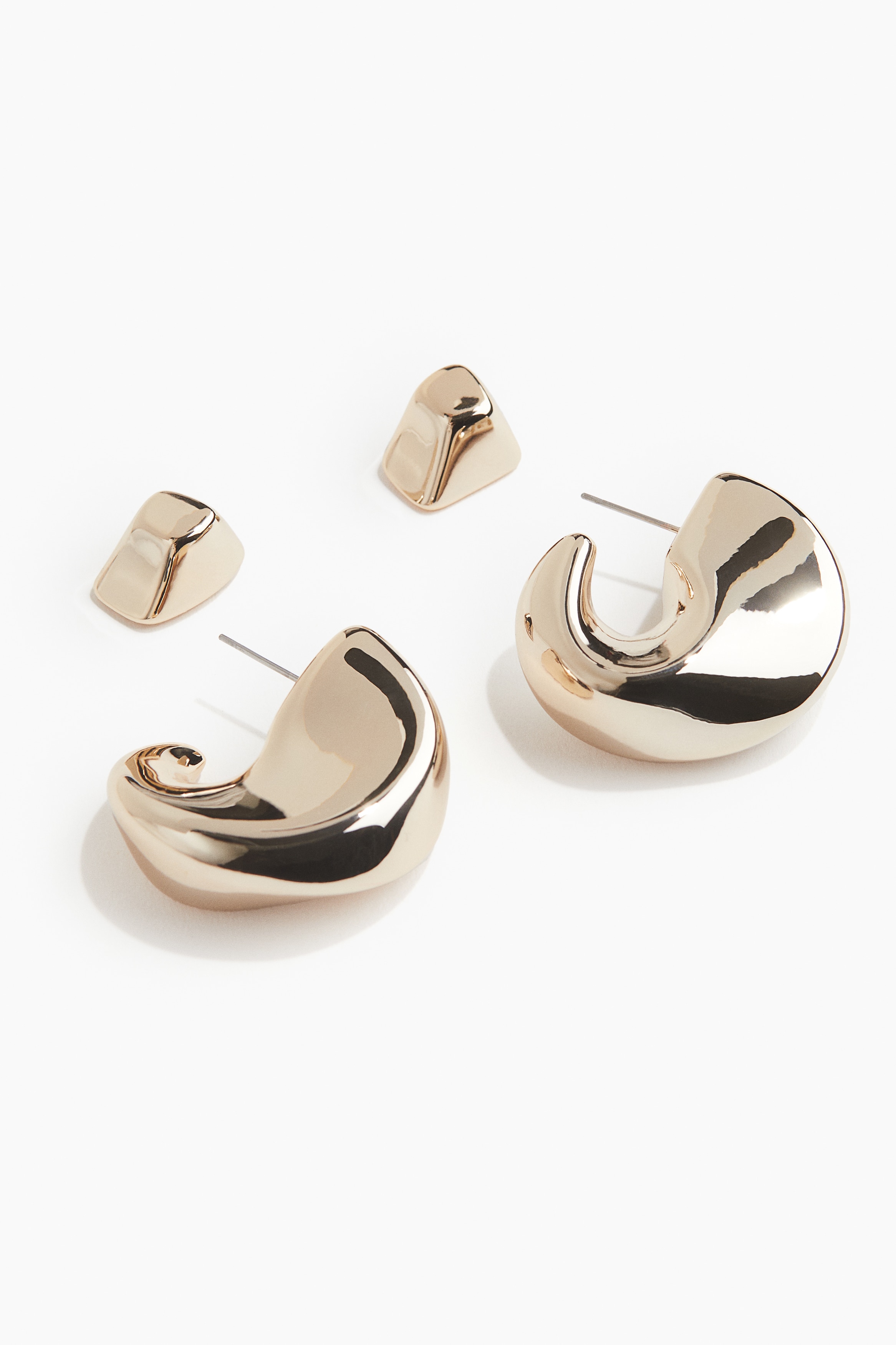 Chunky hoop earrings