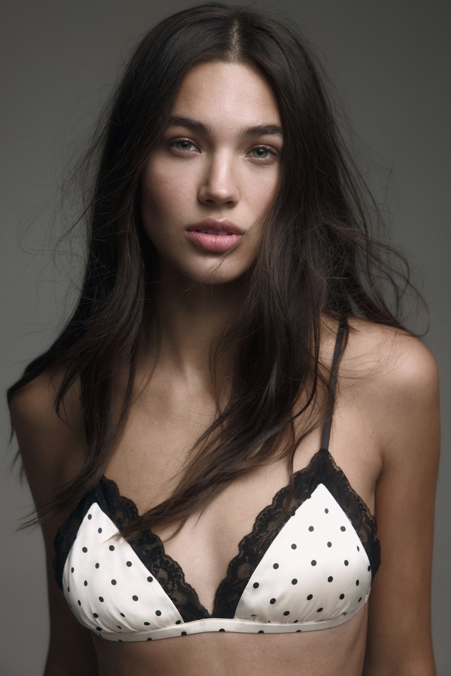 Měkká saténová podprsenka - Krémová/puntíky - 3