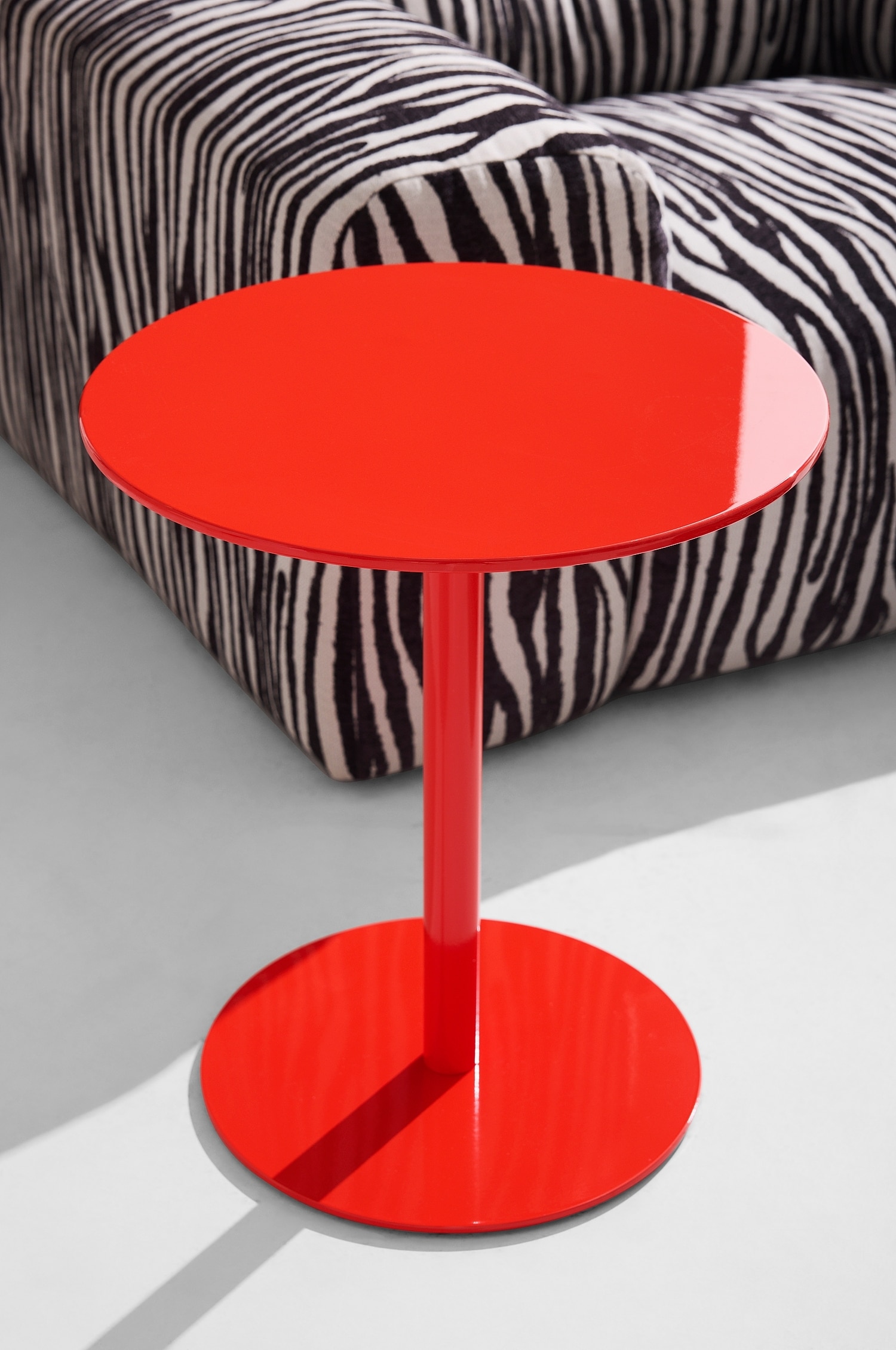 Margot Rundt Sidebord - Rød