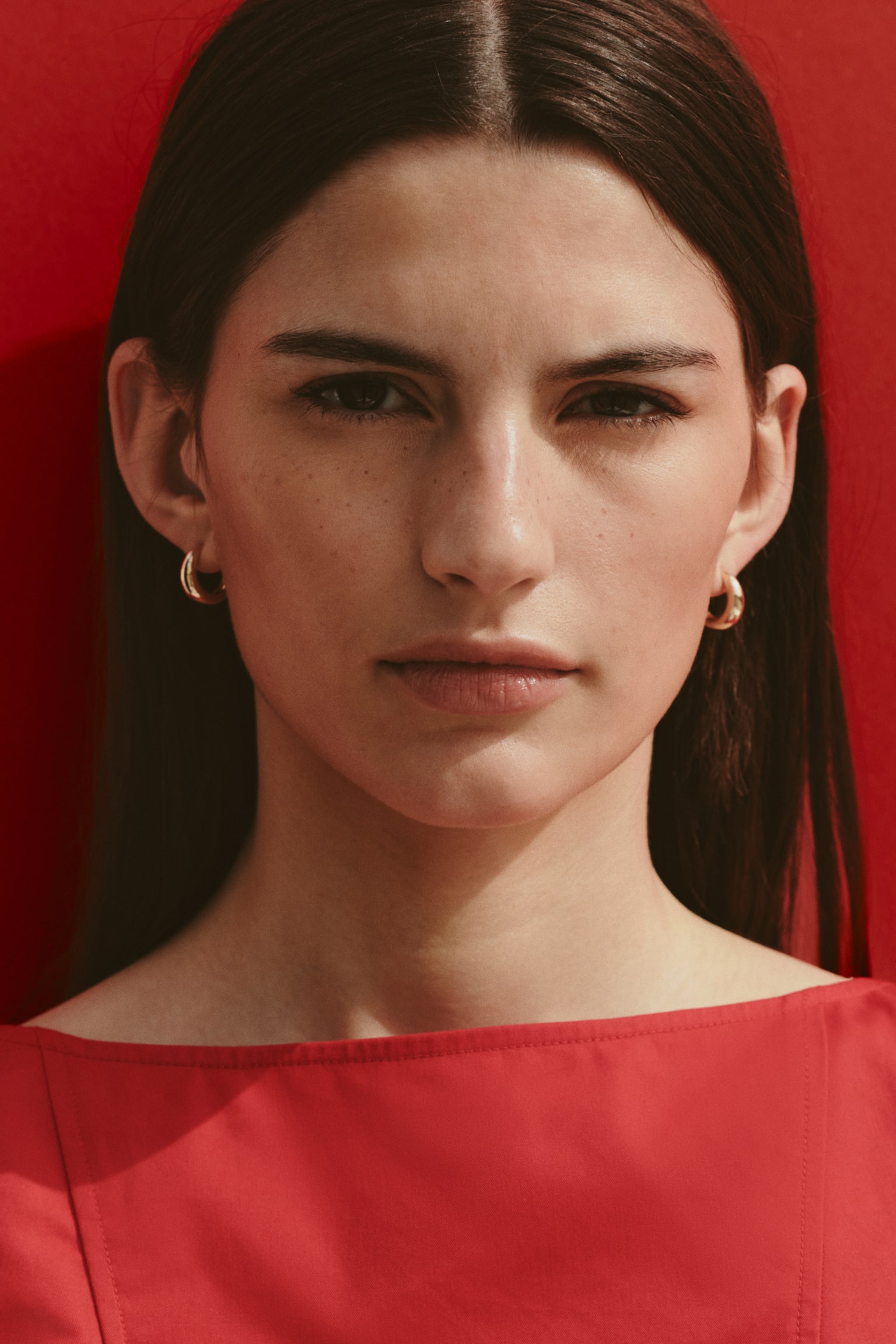 Женское платье H&M Cutout Twill, цвет: Яркий красный — фото 3