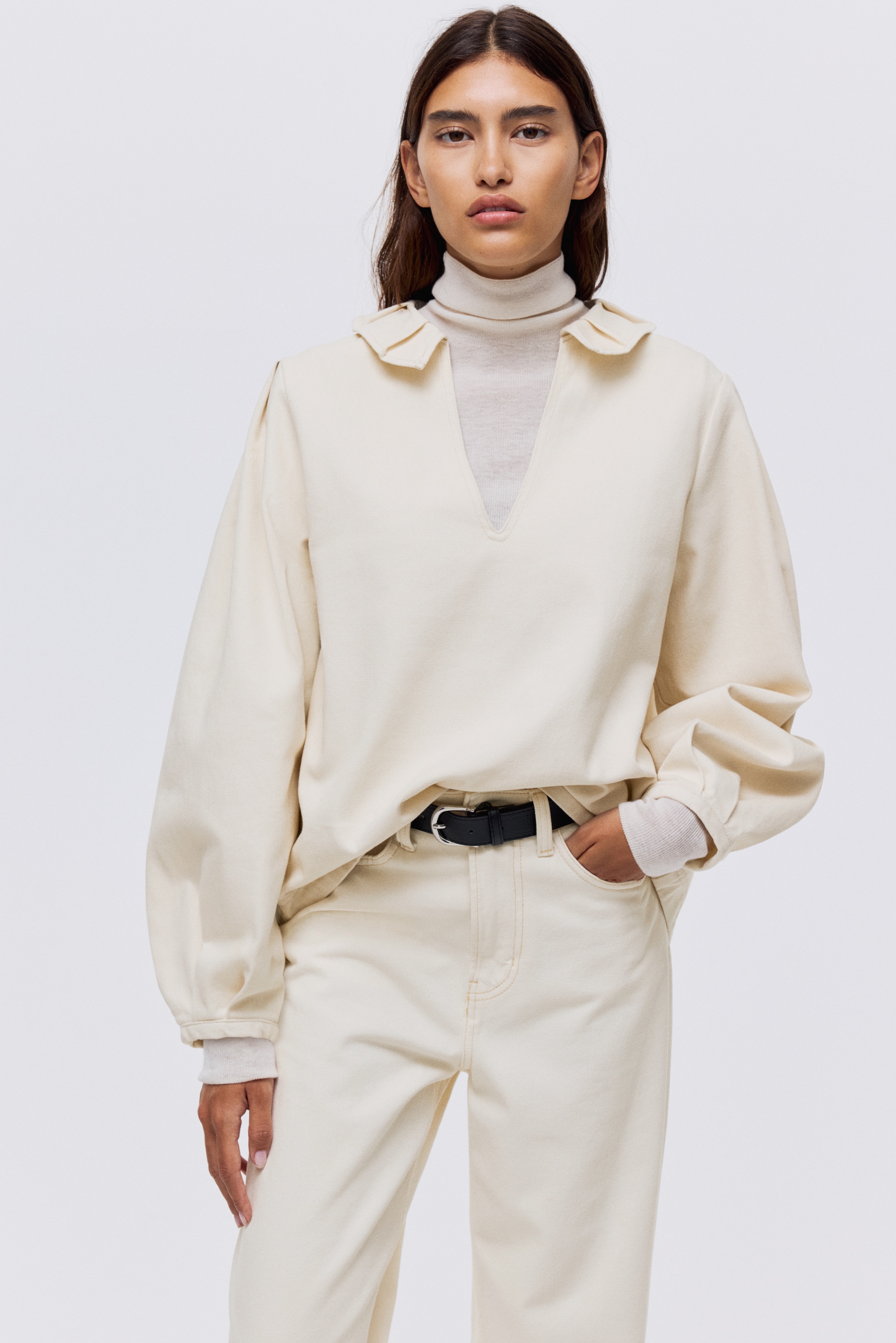 Camicetta in denim con colletto a volant - Beige chiaro/Blu denim