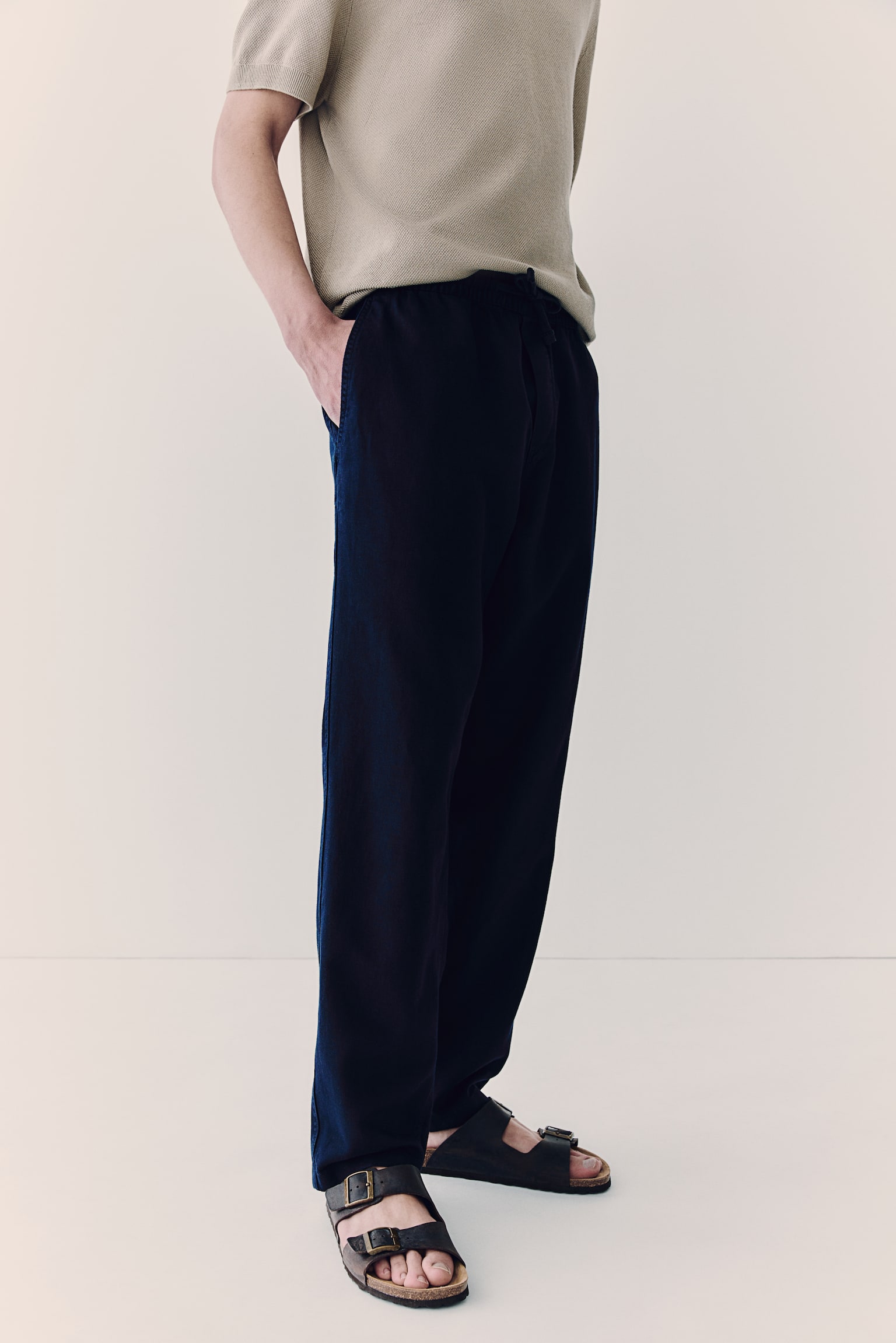 Relaxed Fit Linen-blend trousers - Navy blue/White - 3