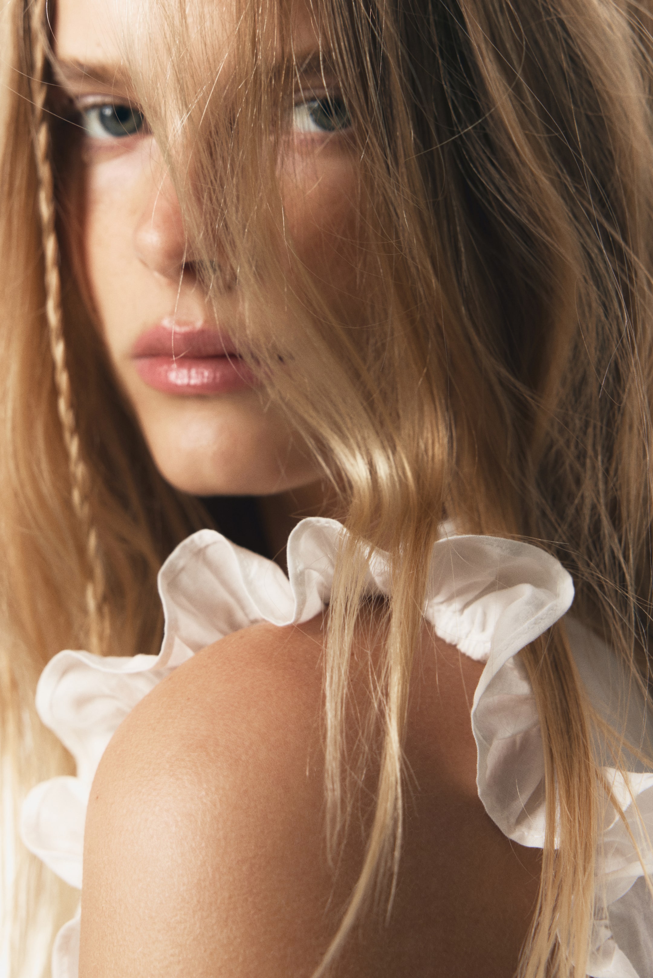 Xem ảnh lớn hơn: Áo cotton viền diềm nhún - Màu trắng - Ladies | H&M VN 4