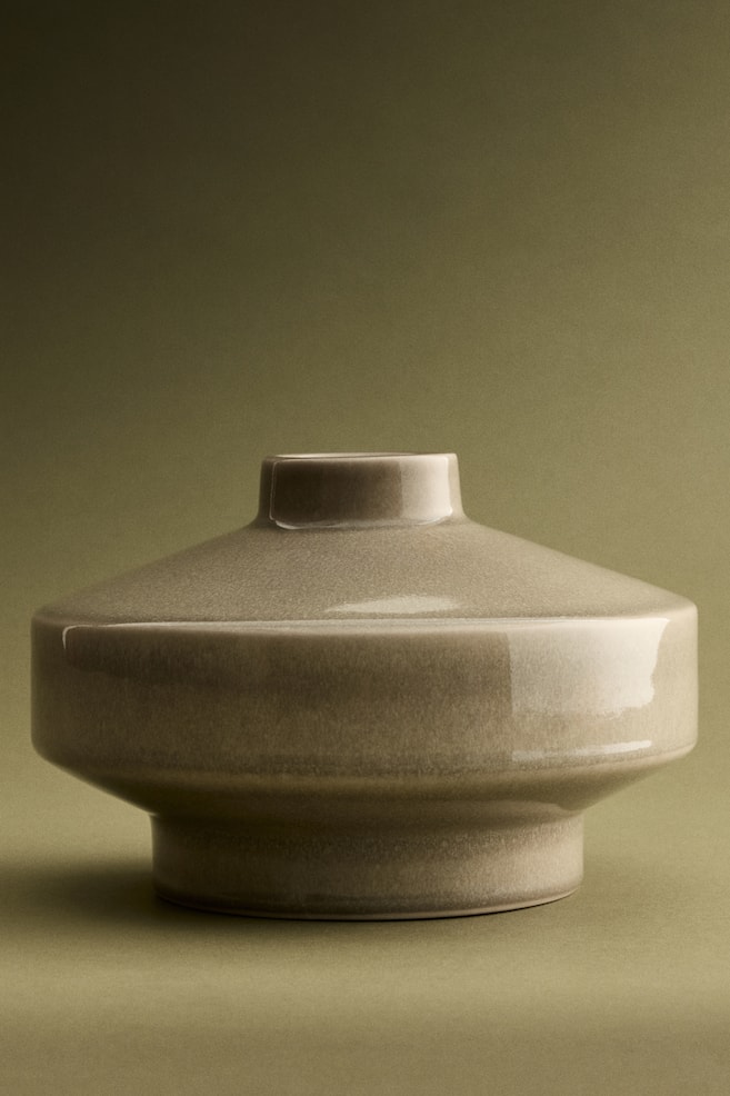 Small Reactive-Glaze Stoneware Vase - Khaki beige/Light pink - 2