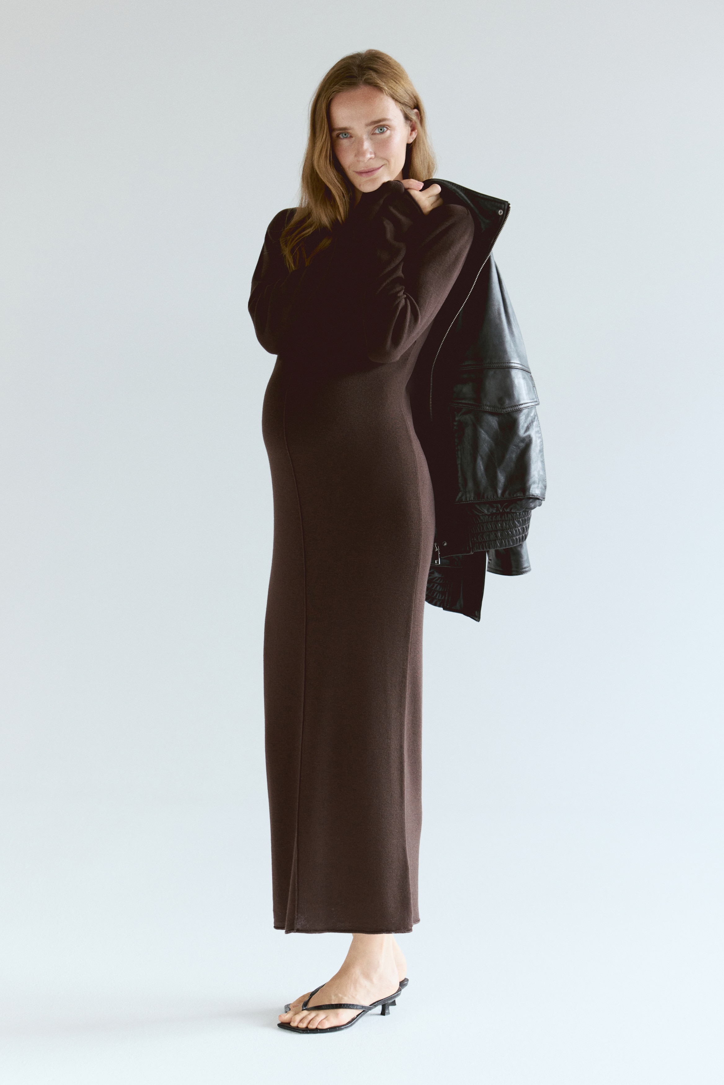 h&m brown knit dress Women's Dark MAMA Fine-Knit Features a close fitting