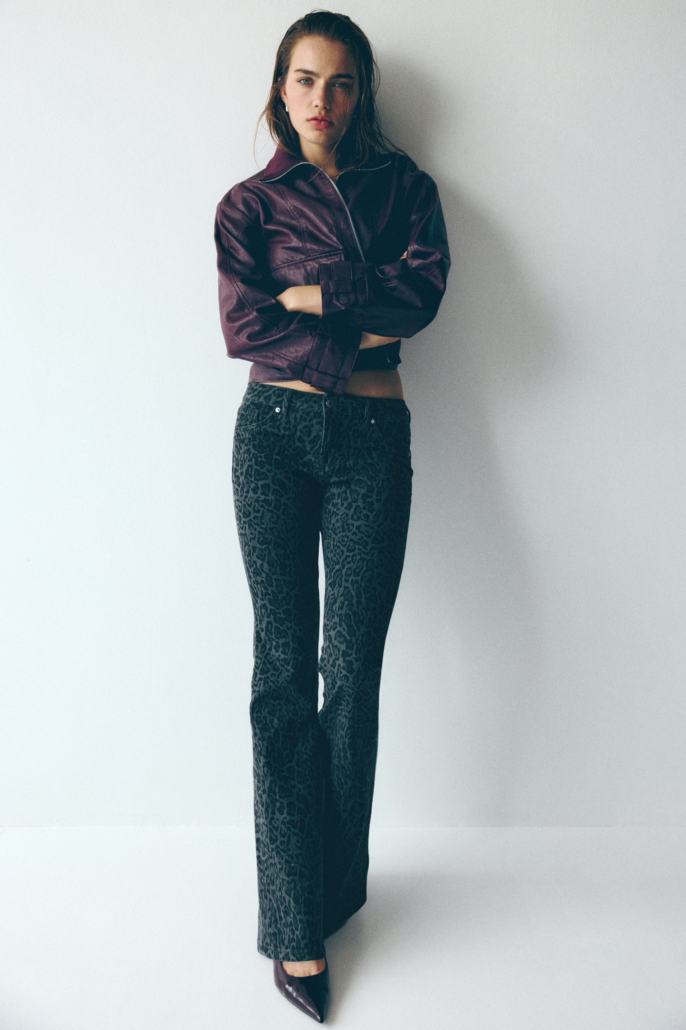 Flared Low Jeans