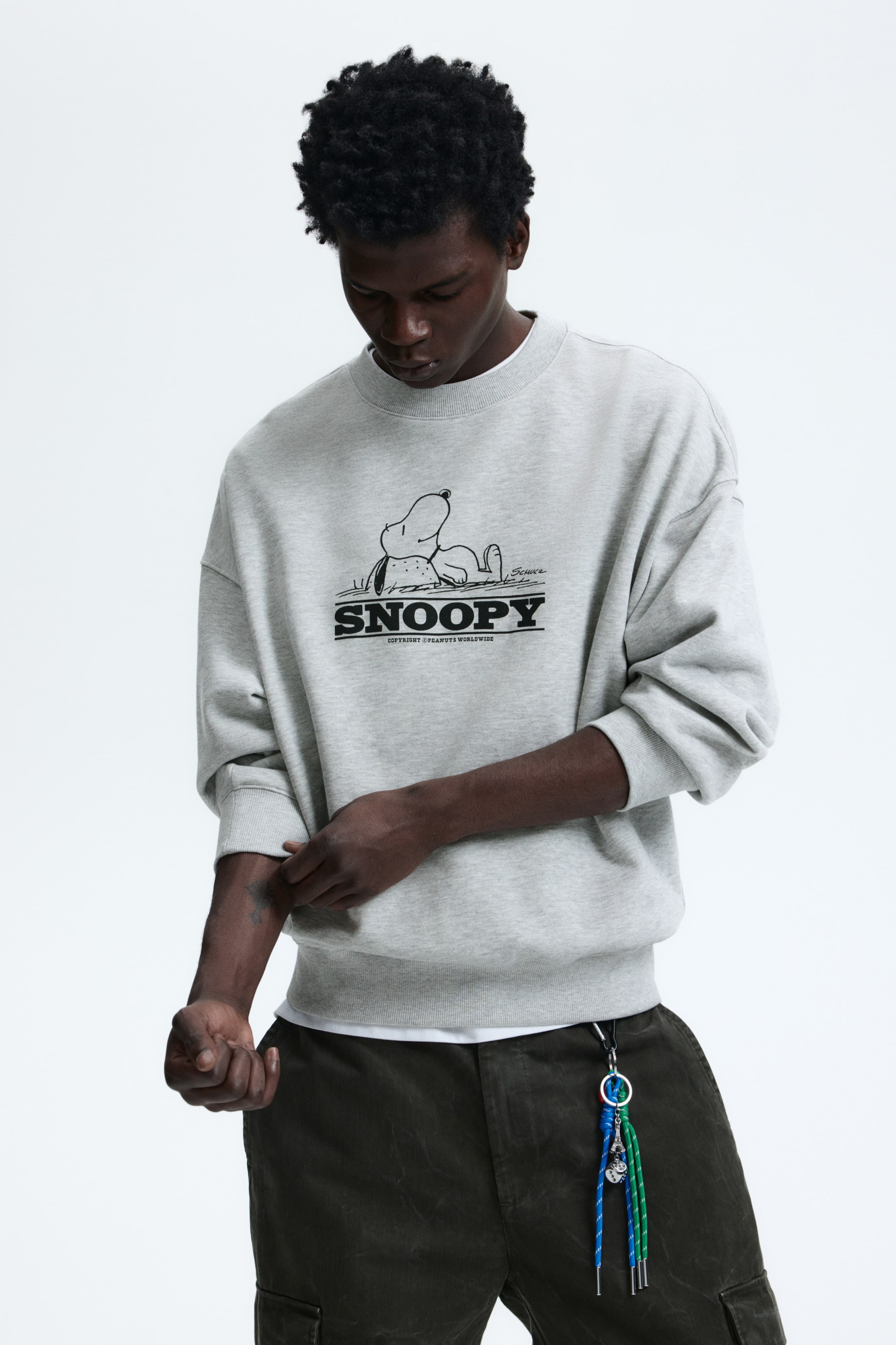 View larger image: Oversized Fit Printed sweatshirt - Grey marl/Snoopy - Men | H&M IN 3