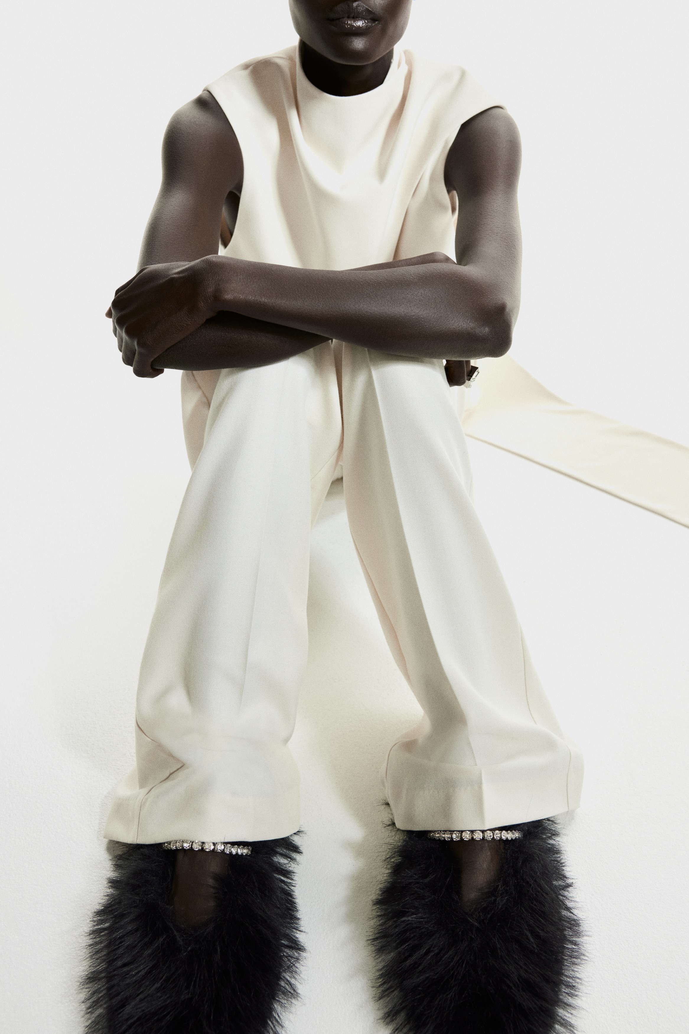 H & M - エンベリッシュドルームシューズ - ブラック