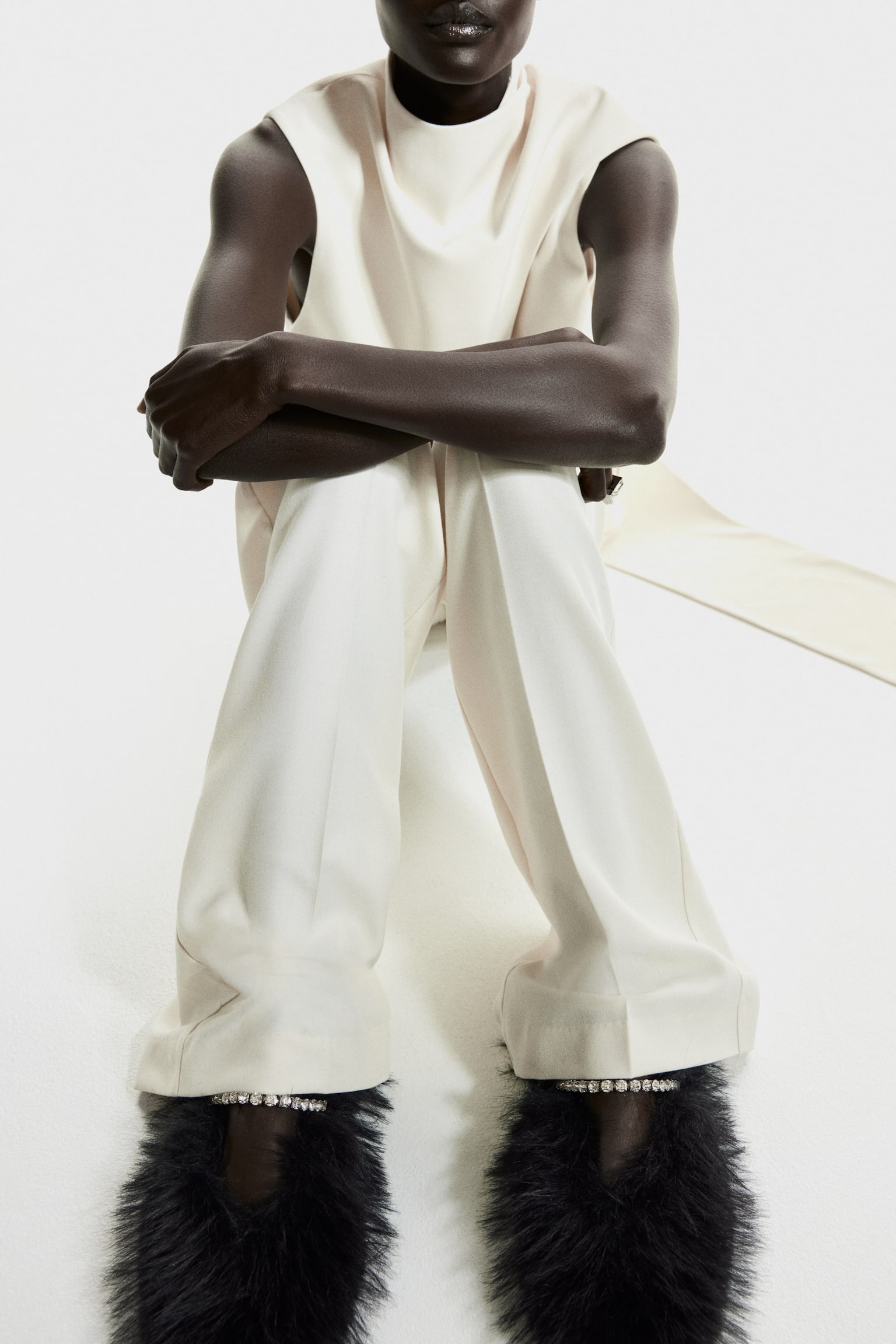 Embellished slippers - Černá/Dark beige - 1