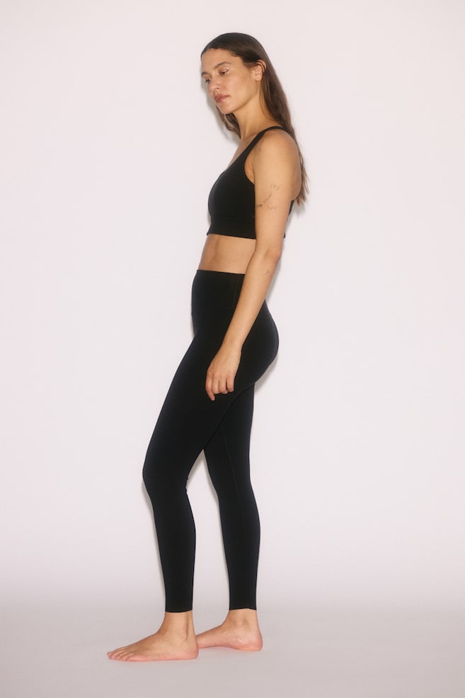 Sports leggings with SoftMove™ - Black/Brown/Chocolate plum/Plum purple/Dark grey/Pastel pink/Light maroon/Olive green/Amazonite blue/Light apricot/Antique rose/Truffle grey/Light taupe/Bright red/Dark grey/Soft pink/Dark green/Cream/Light burgundy/Navy blue/Frosty lilac/Dark grey/Light blue/Dark brown/Dark beige - 4