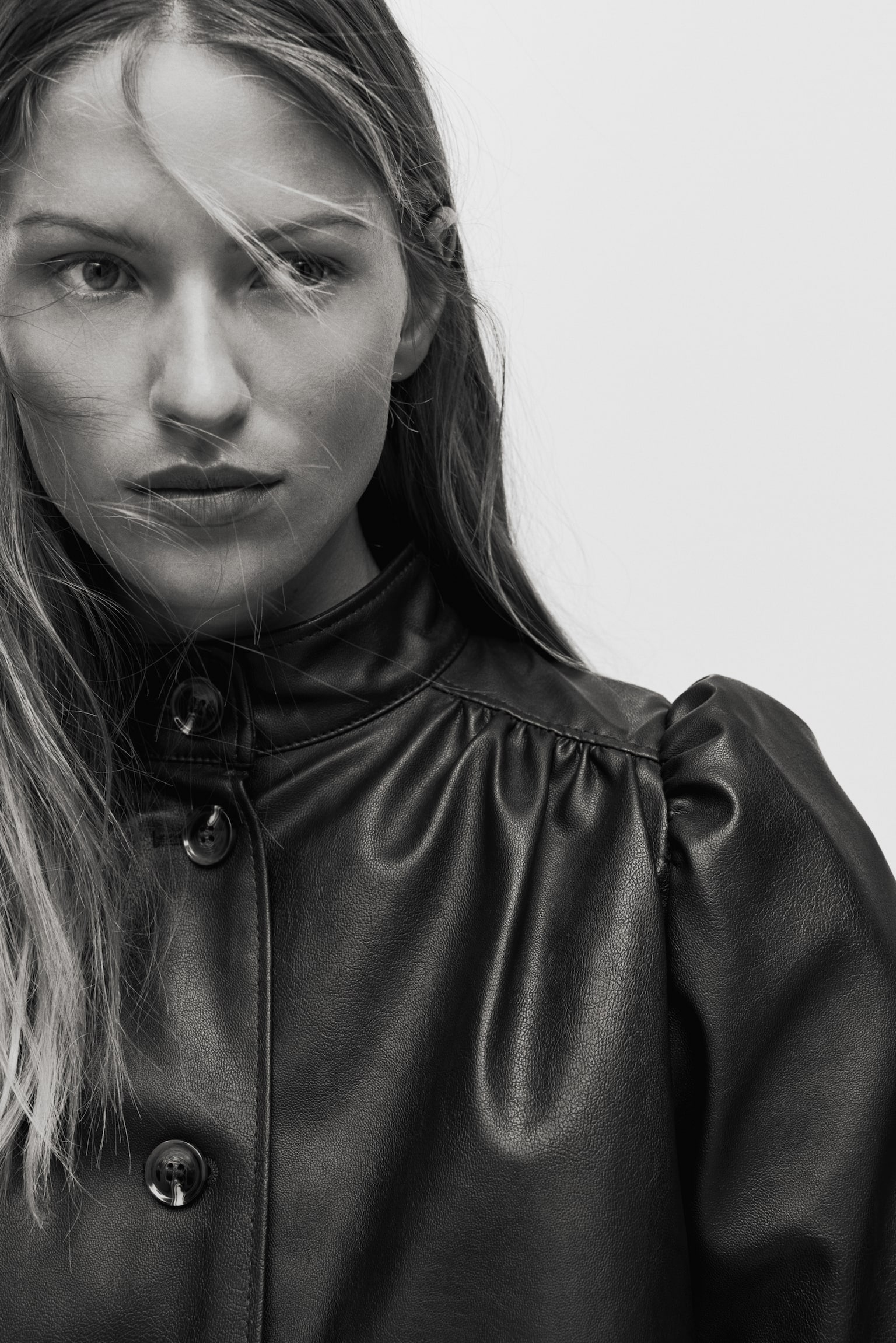 Bunda s povrchovou úpravou - Tmavohnedá - 2