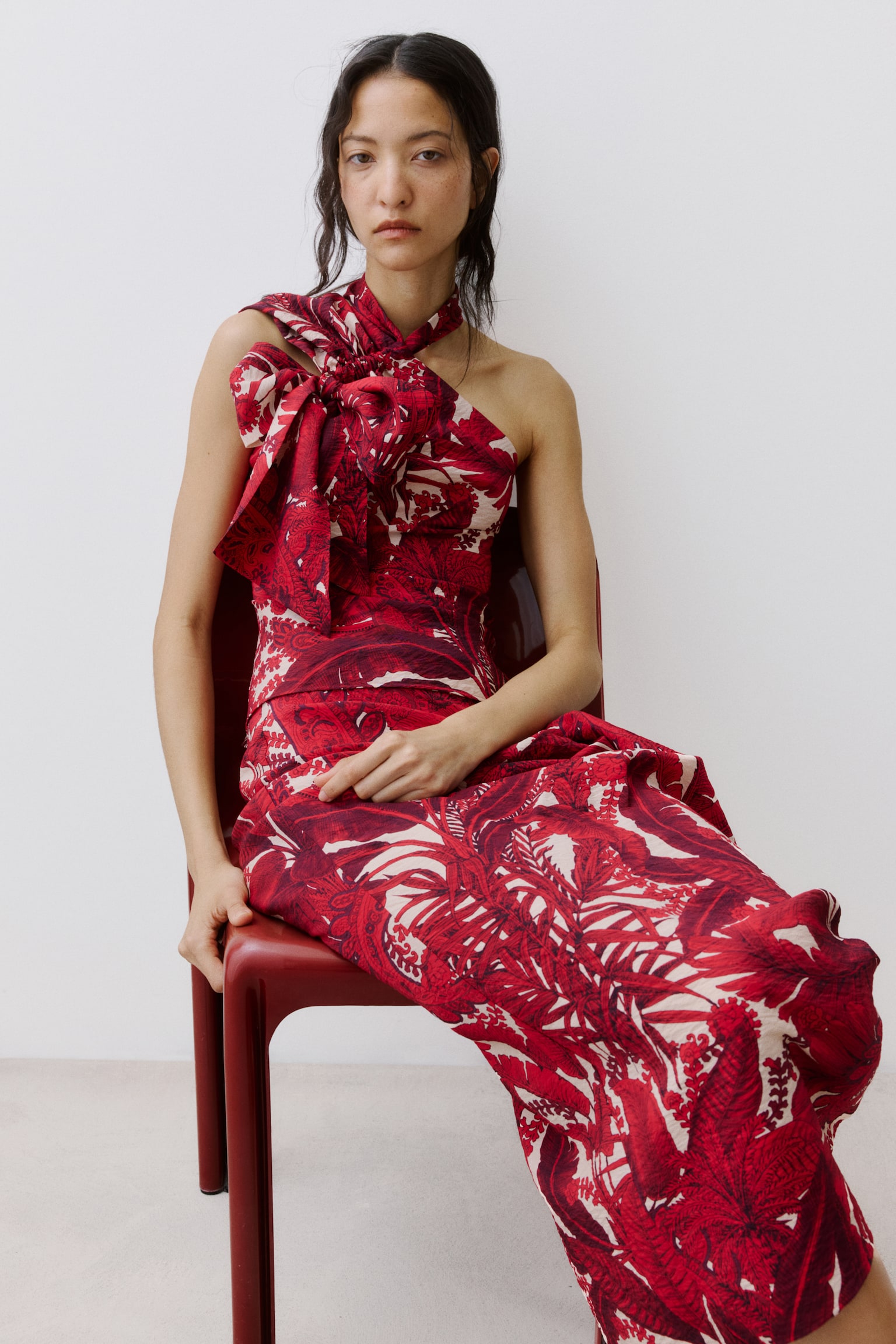 Женская юбка H&M Gathered-Detail Midi, цвет: Красный — фото 2