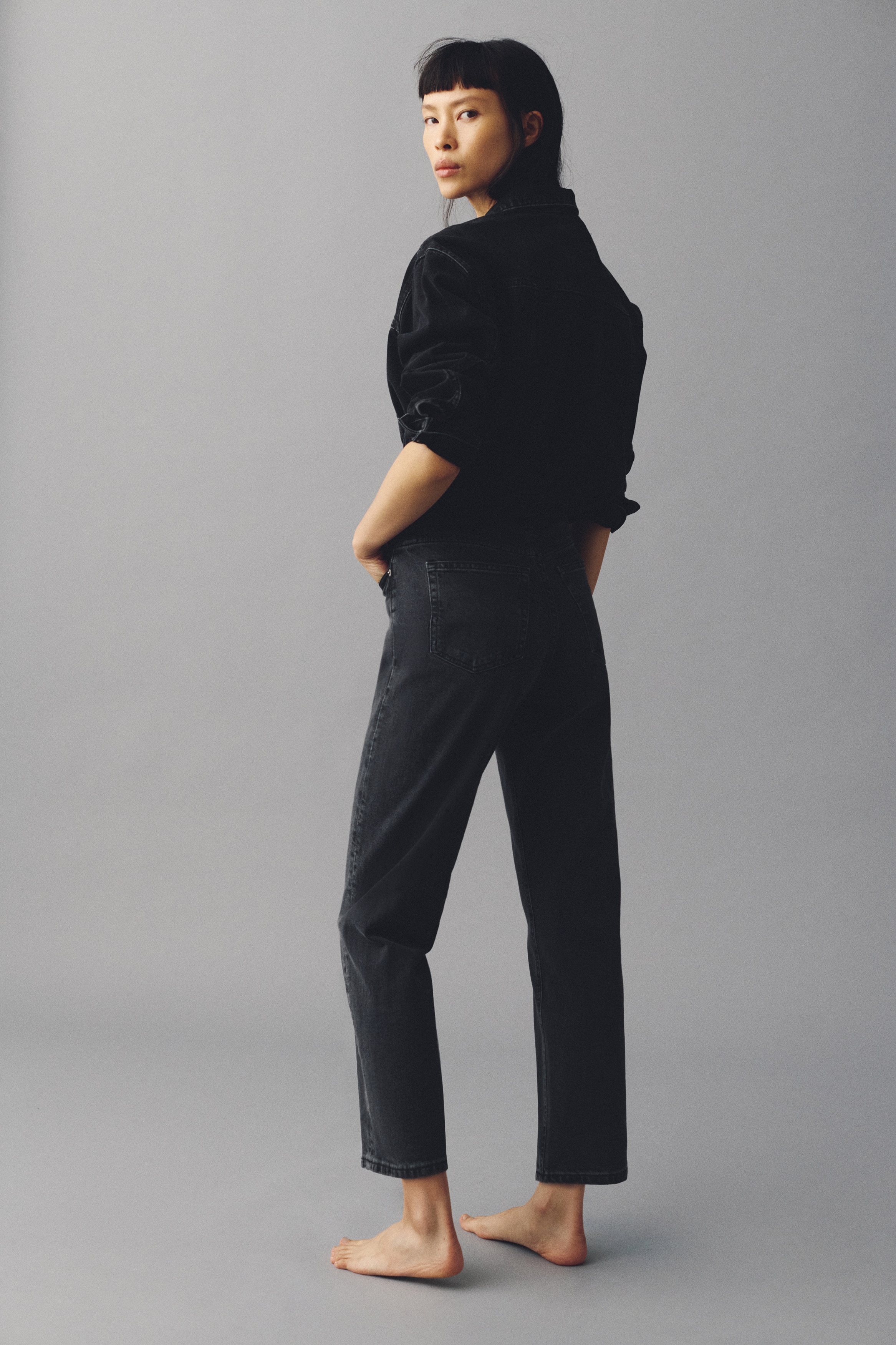 Mom Slim-Fit High-Waist Ankle Jeans - Dark denim gray/Denim blue/White/Light denim blue/Denim blue/Dark denim blue/Denim blue/Black/Dark denim blue