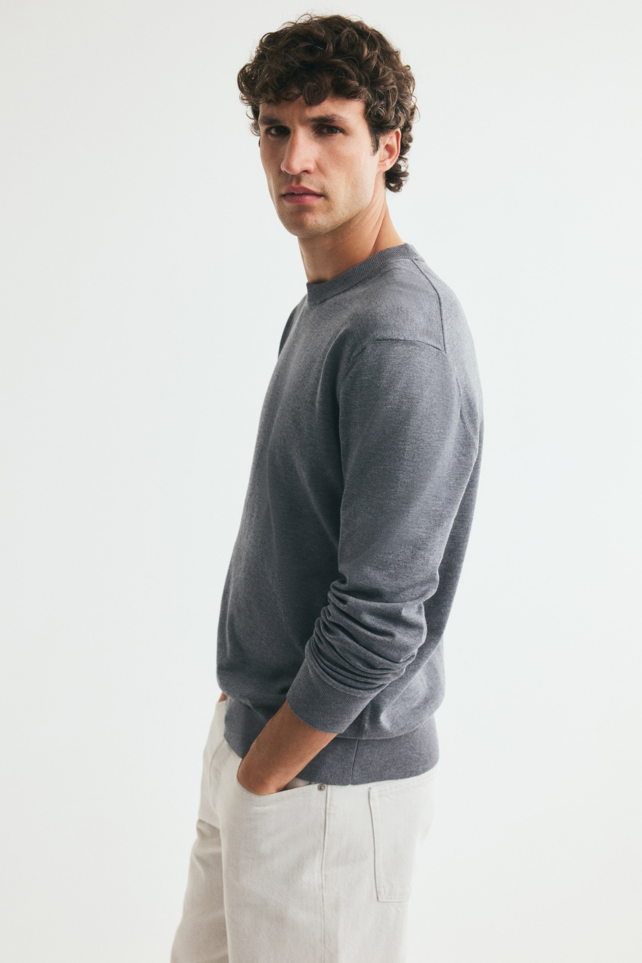 Chandail classique en fin tricot