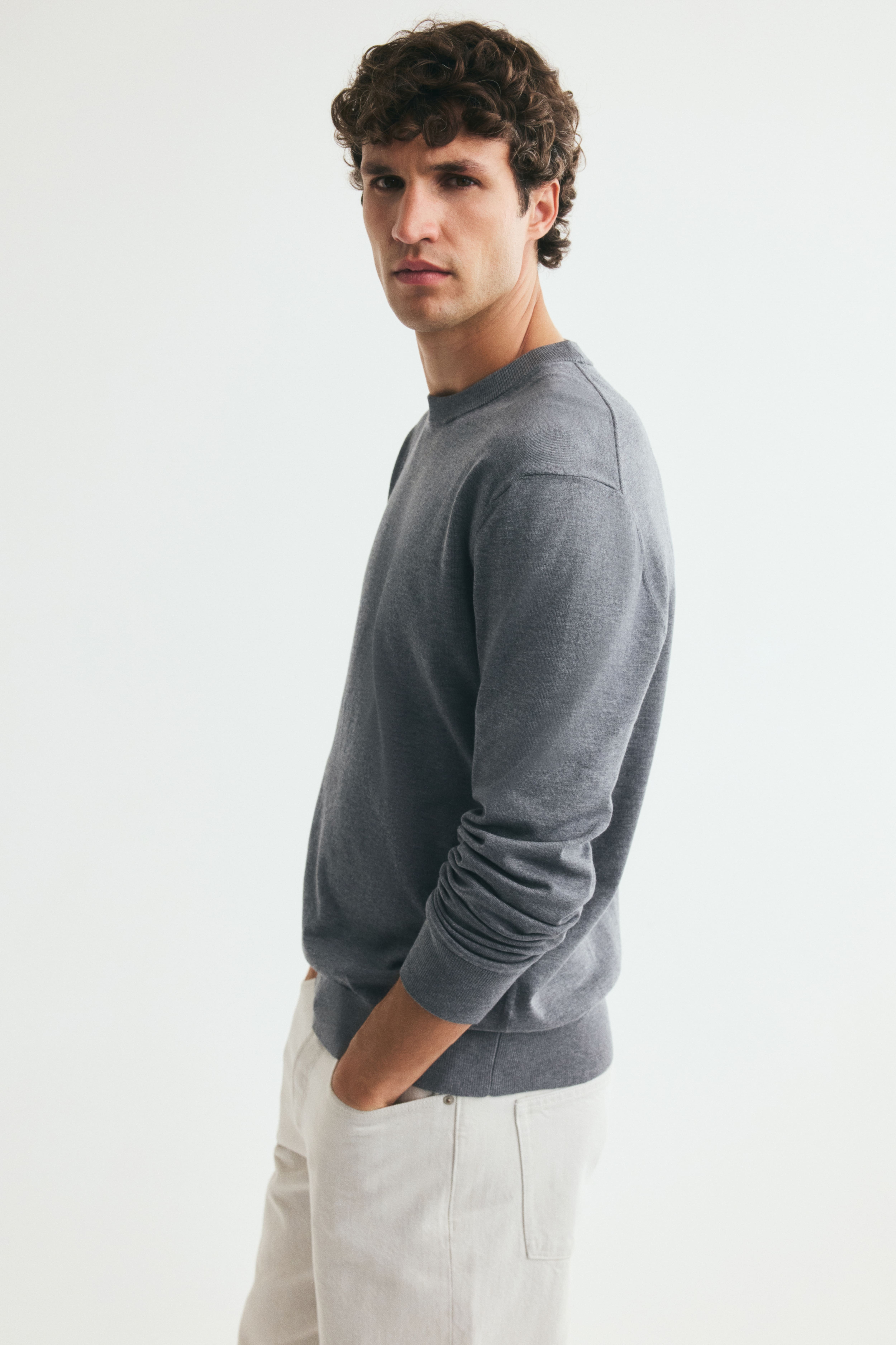 Chandail classique en fin tricot