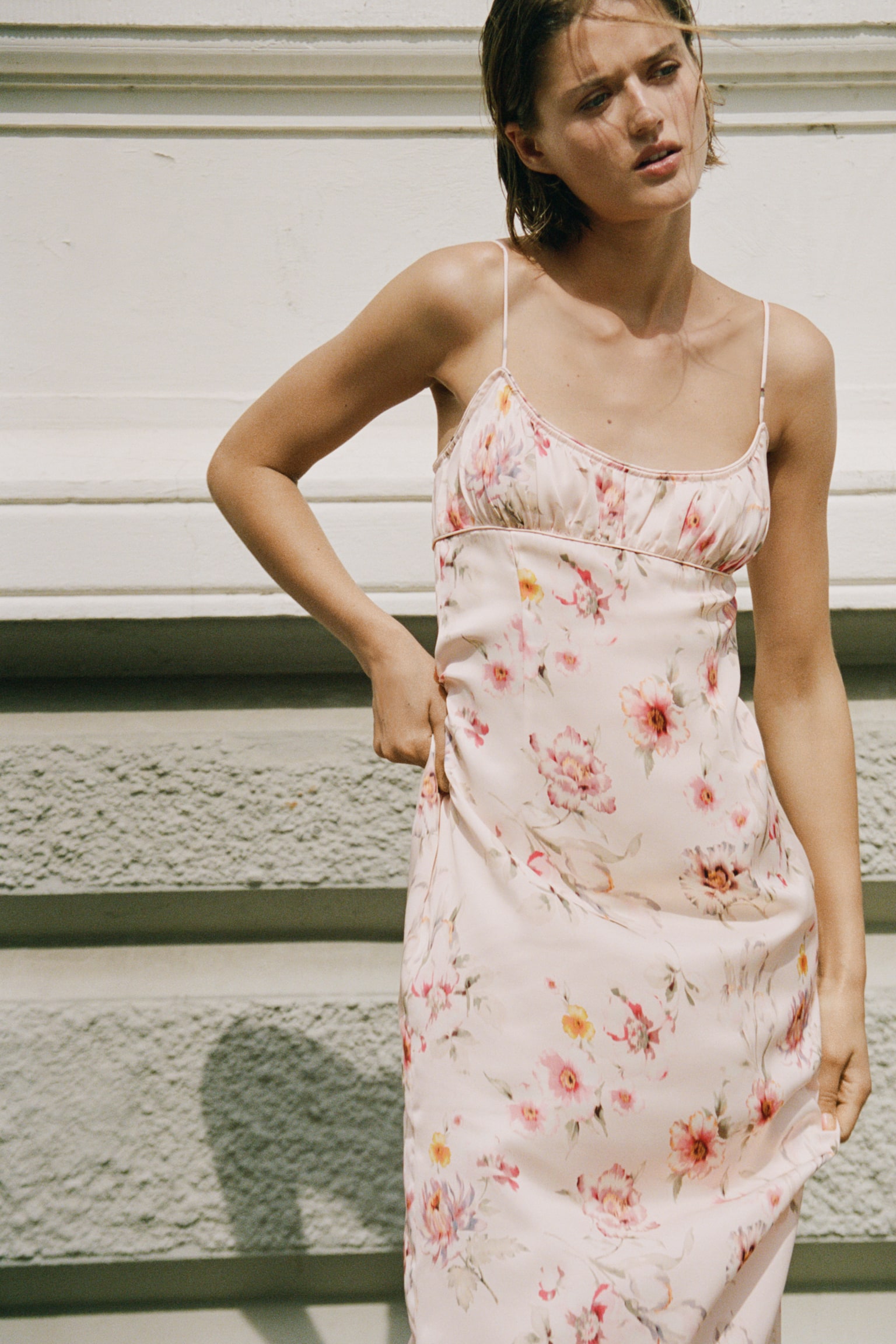 Женское платье H&M Printed Strappy, цвет: Бежевый / С принтом — фото 3