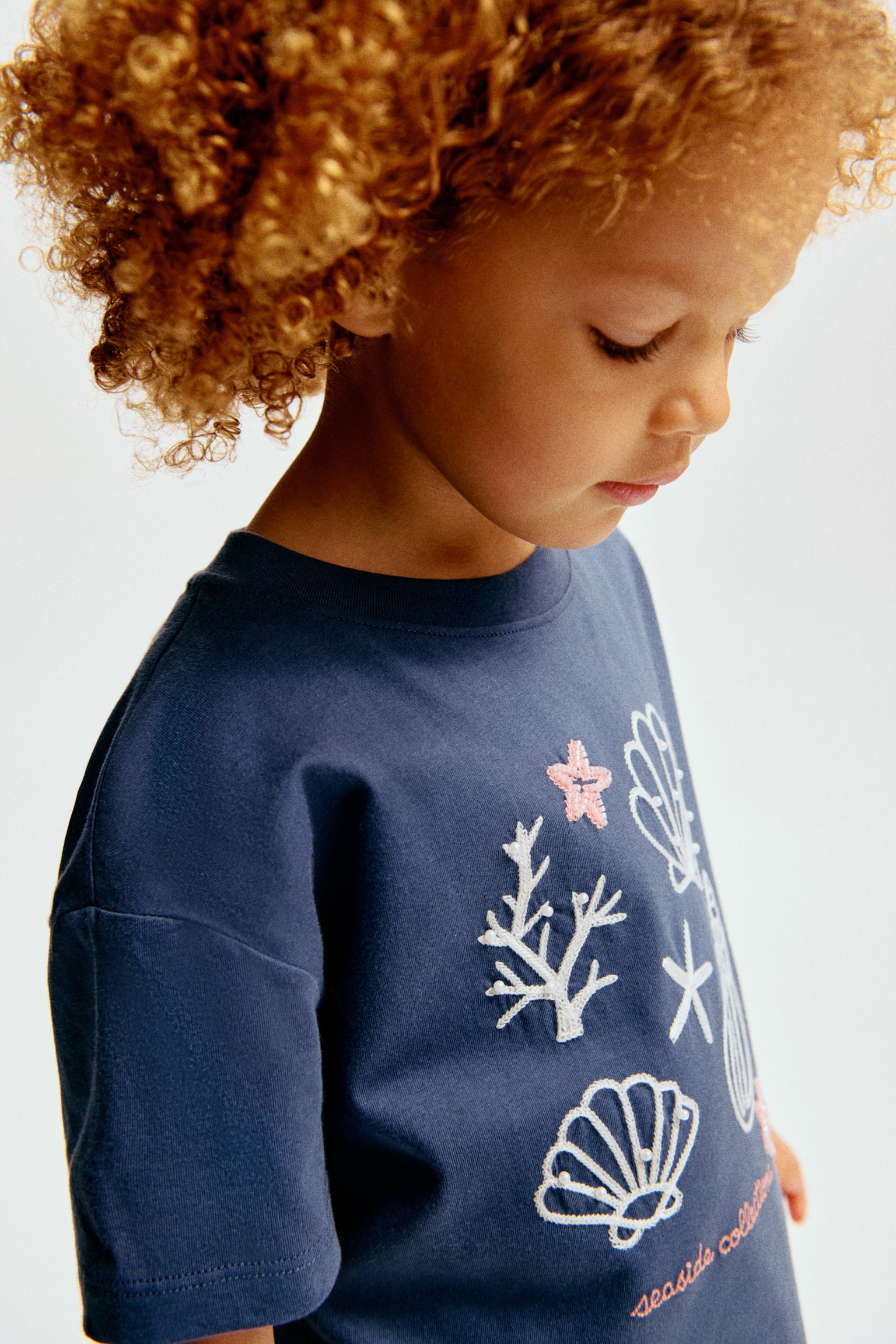 Embellished T-shirt - 5