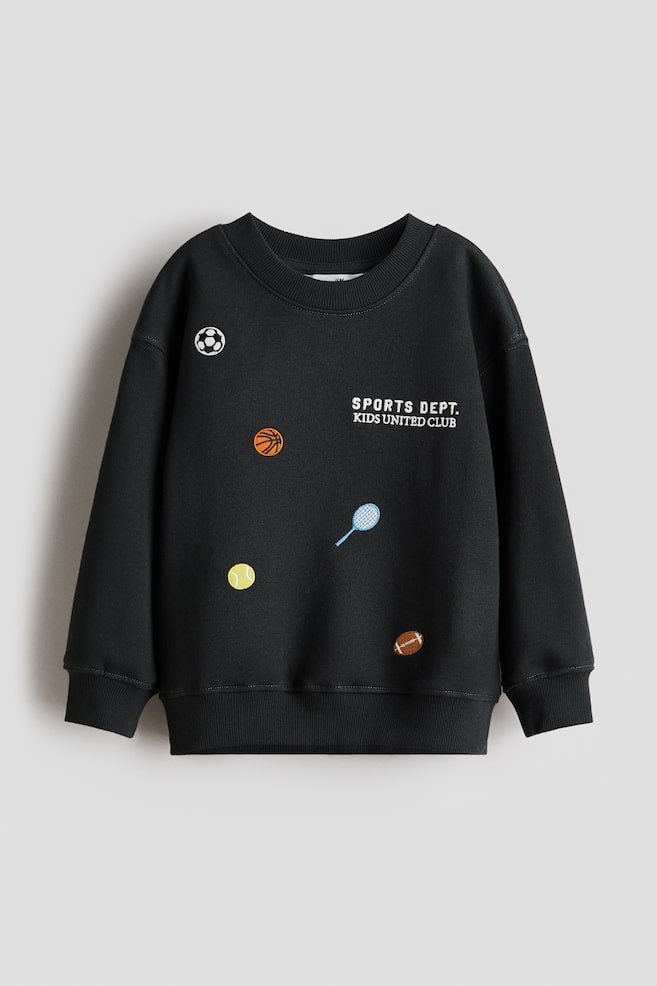 Bedrucktes Sweatshirt mit Rundausschnitt - Schwarz/Sports dept./Cremefarben/London/Marineblau/Aspen/Hellgraumeliert/Paris/Dunkelgrau/Sports - 1