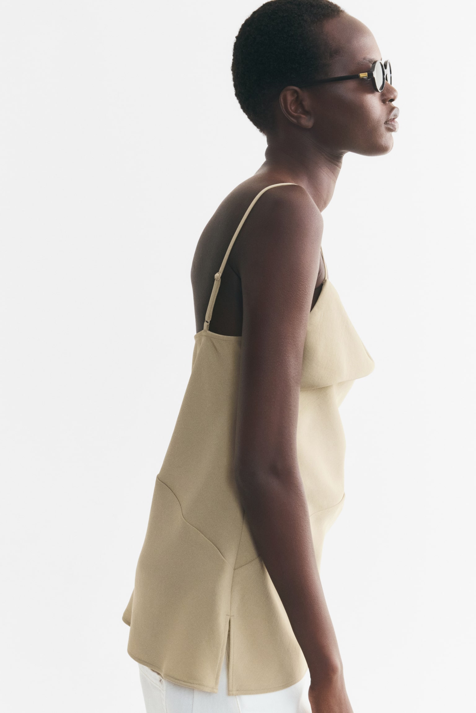 Женский топ H&M Asymmetric Strappy Top, цвет: Светлый хаки зелёный — фото 4