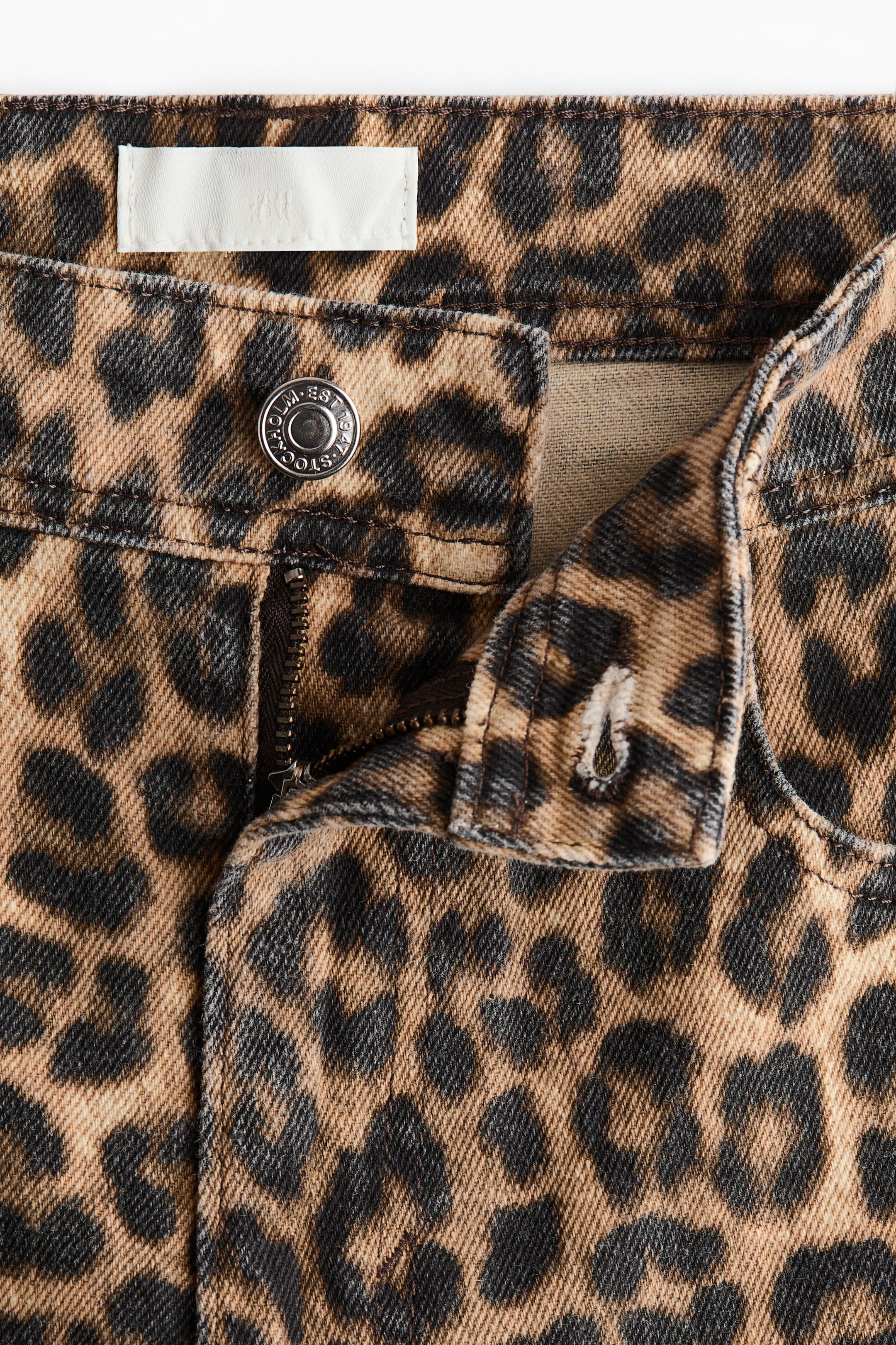 Wide High Waist Ankle Jeans
