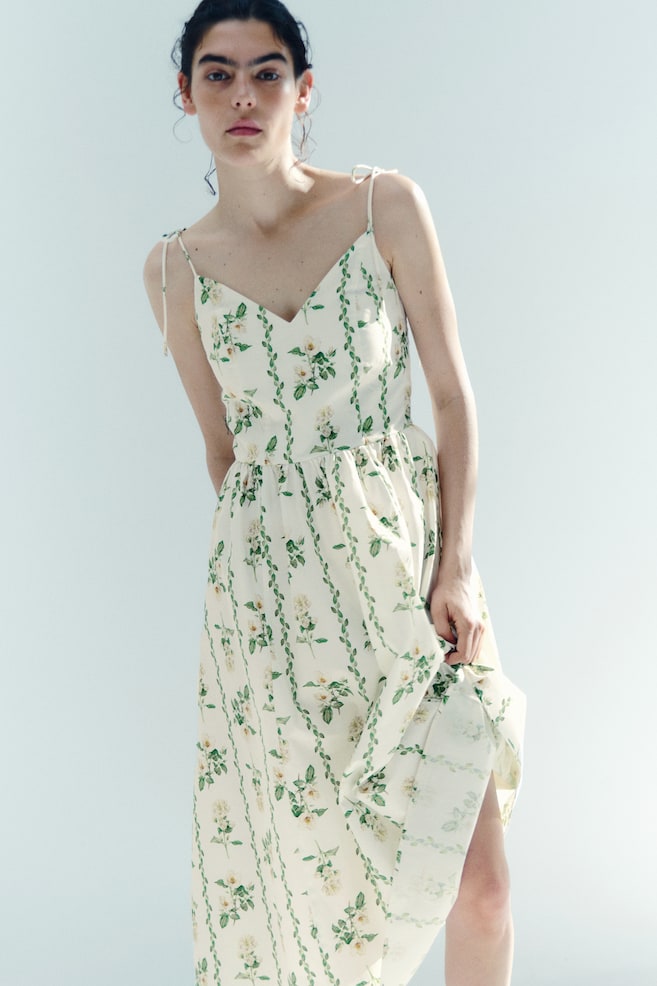 Flared-skirt strappy dress - White/Floral/White/Blue floral - 2