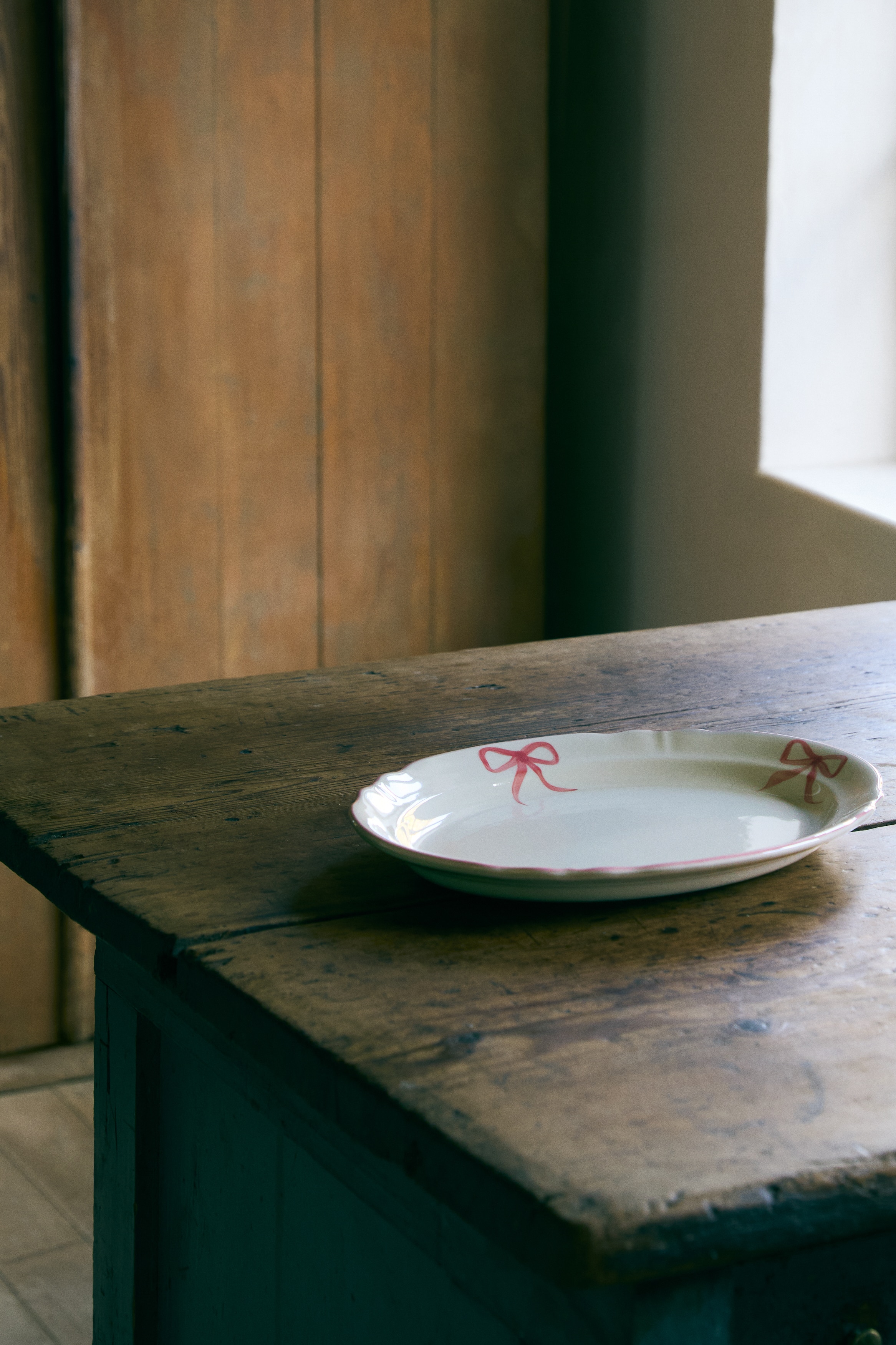 Travessa pintada à mão em cerâmica de grés - Bege claro/Laço/Bege claro/Laranjas/Bege claro/Folhas