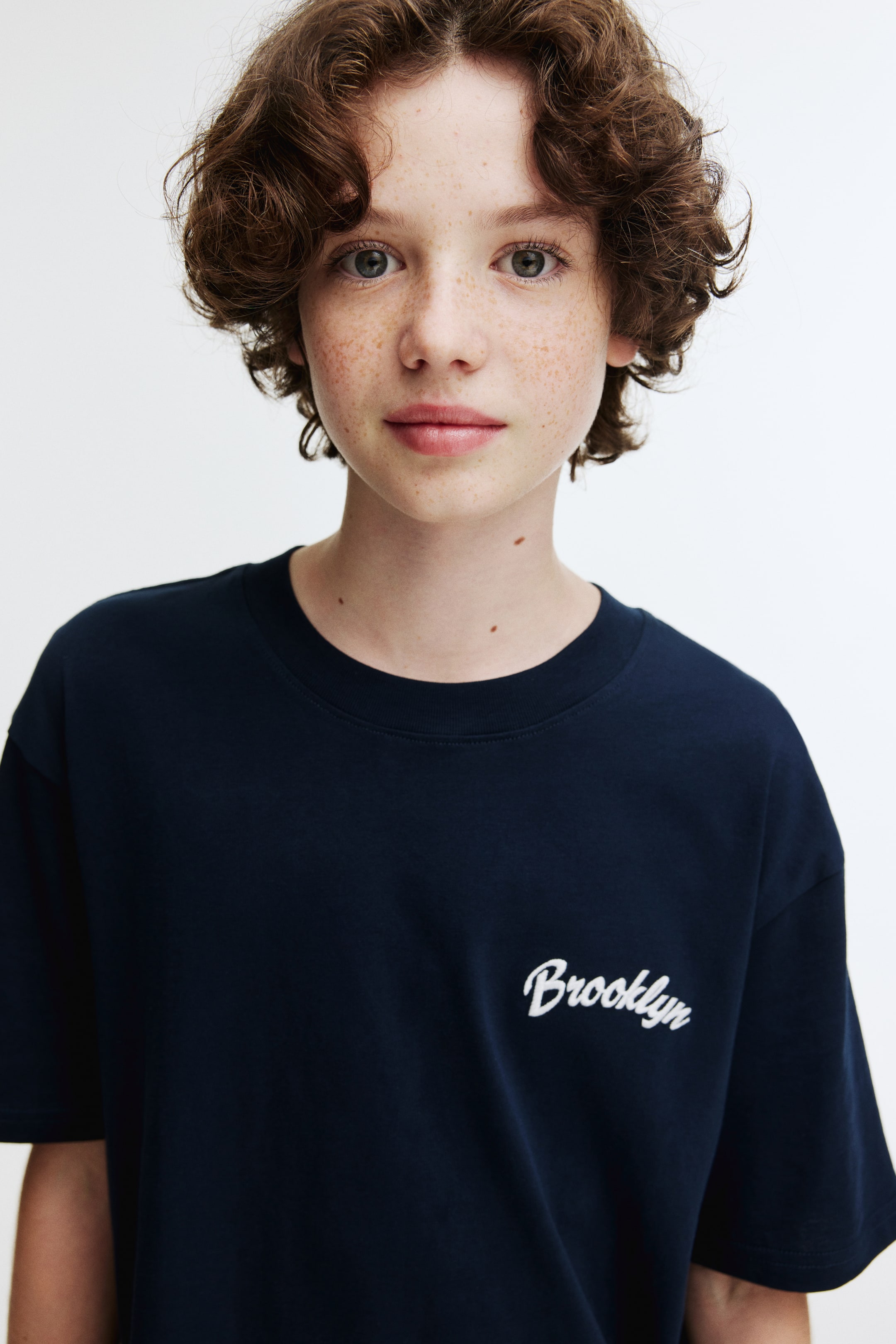 View larger image: Loose-Fit Printed T-Shirt - Navy blue/Brooklyn - Kids | H&M US 2