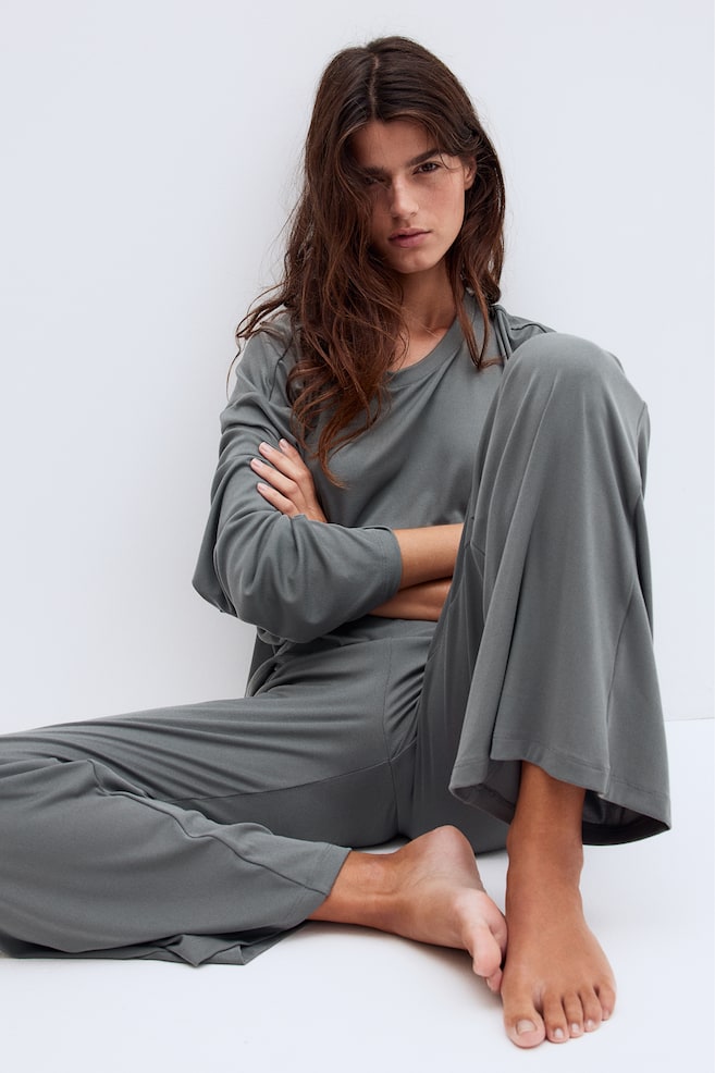 Pyjama top and bottoms - Grey/Dark beige/Light blue - 4