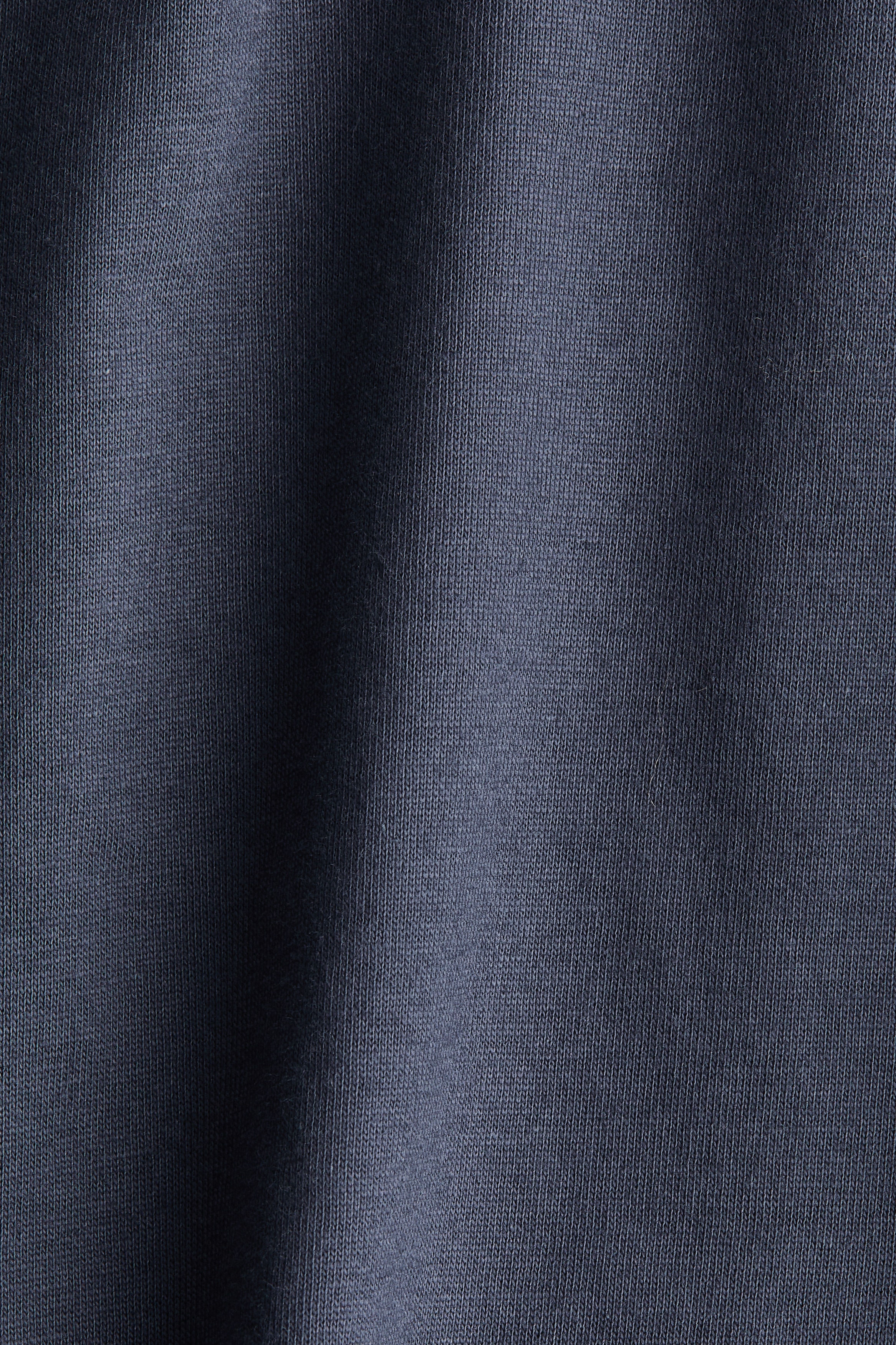 Long-sleeved cotton top