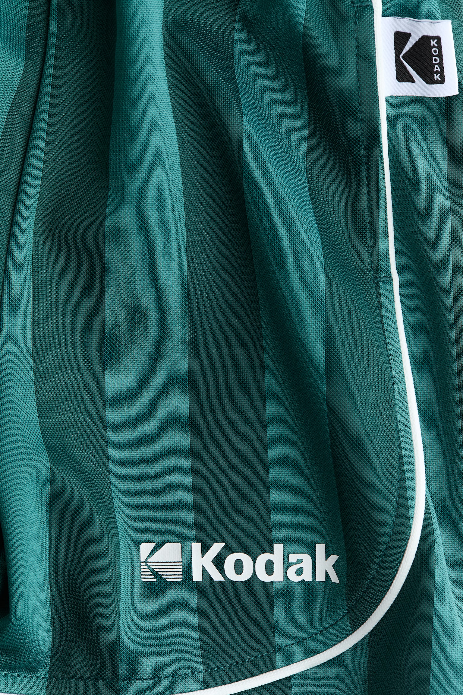 Print-motif mesh shorts-Dark green/Kodak - 4
