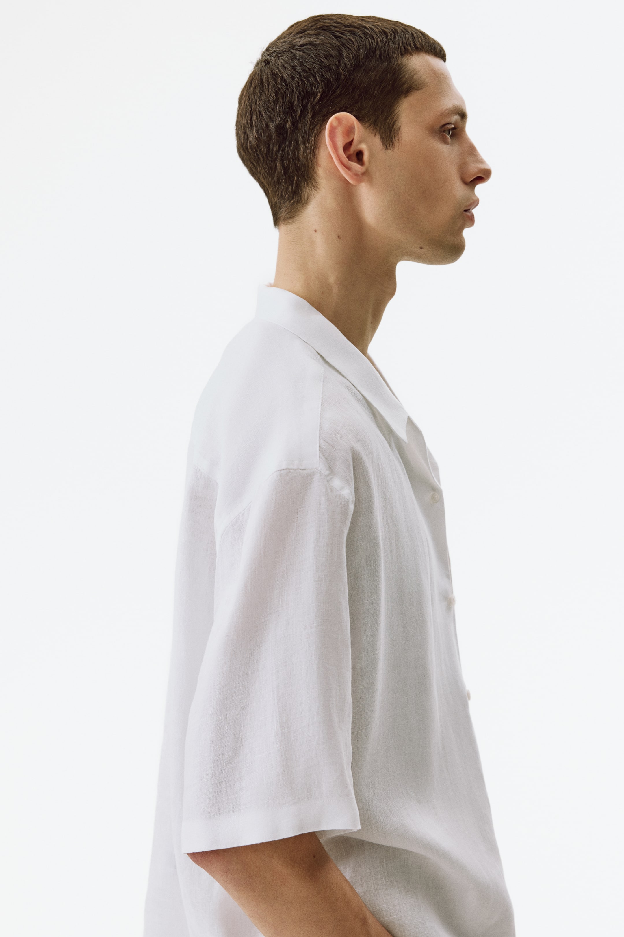 Chemise décontractée en lin avec col cubain