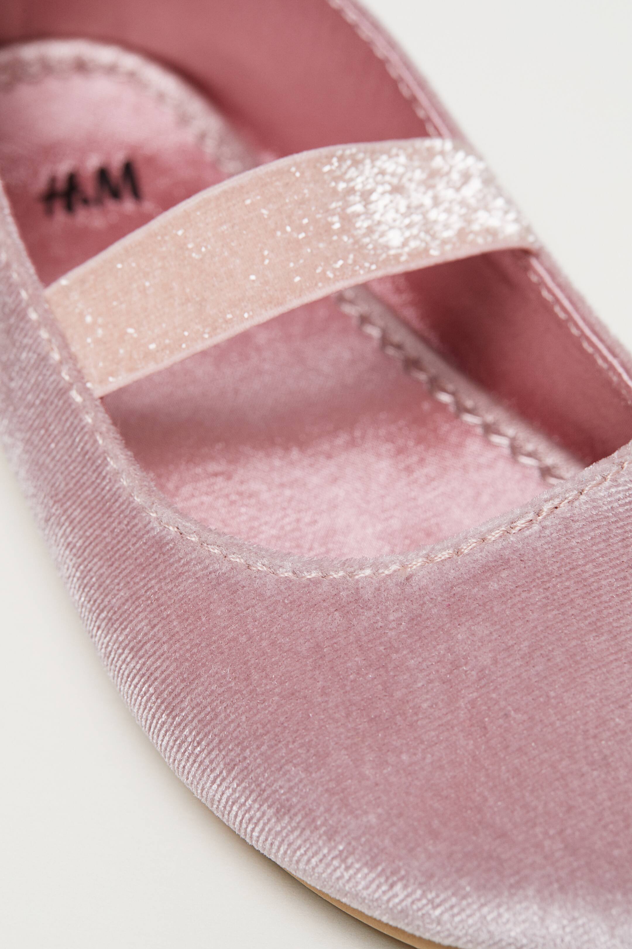 View larger image: Velvet ballet pumps - Light pink - Kids | H&M 3