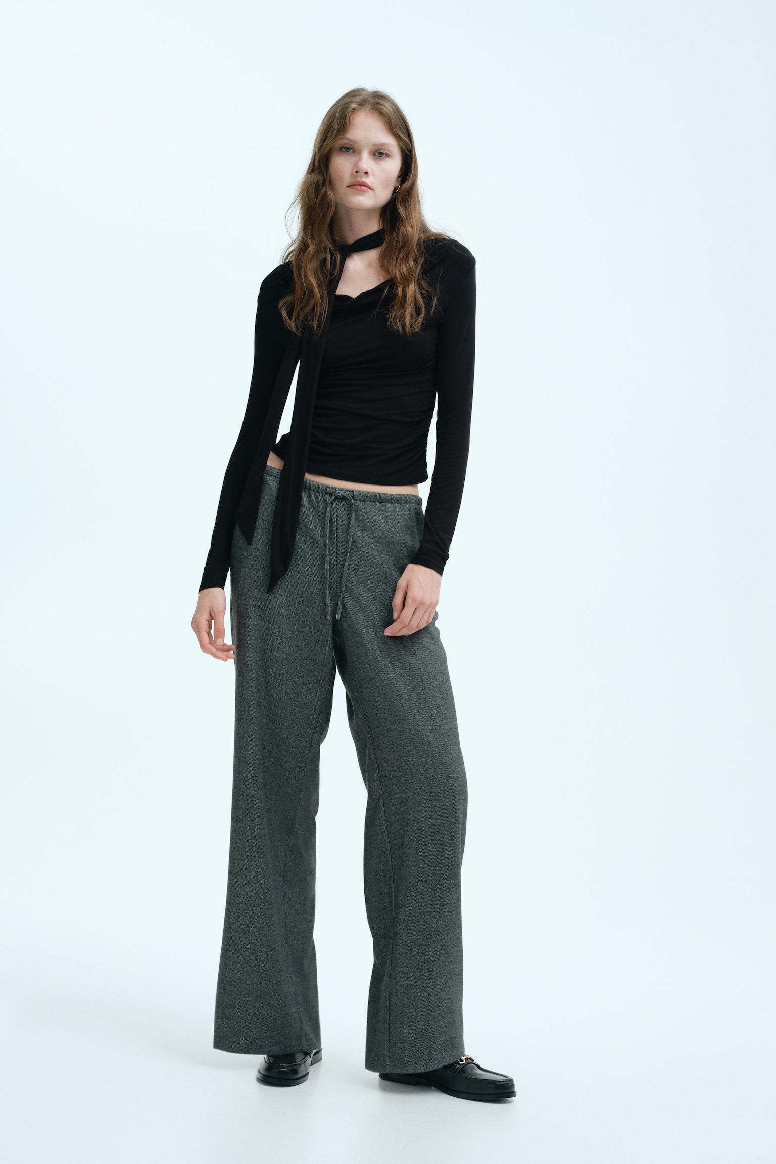 Bluză drapată cu detaliu tip eșarfă - Negru/Verde-închis/Bej-închis - 5