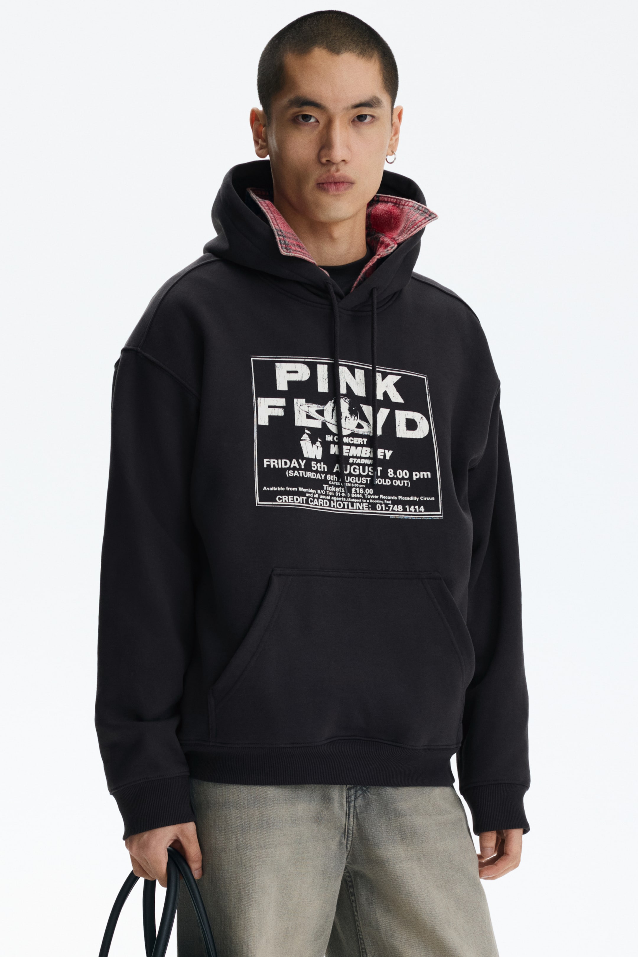 Переглянути збільшене зображення: Regular Fit Printed hoodie - Чорний/Pink Floyd - Men | H&M UA 1