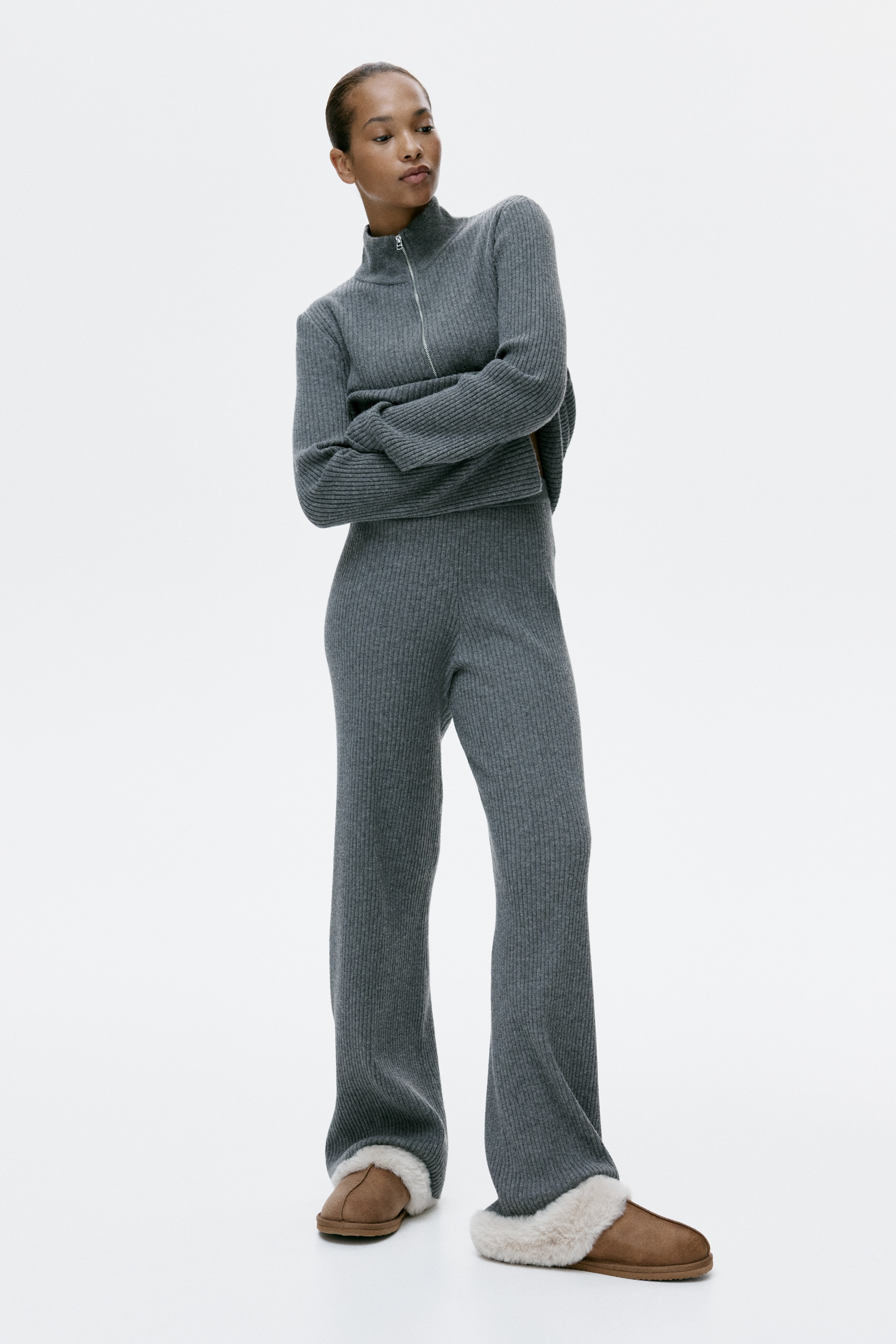 Pantalon large en maille côtelée - Gris chiné/Marron foncé