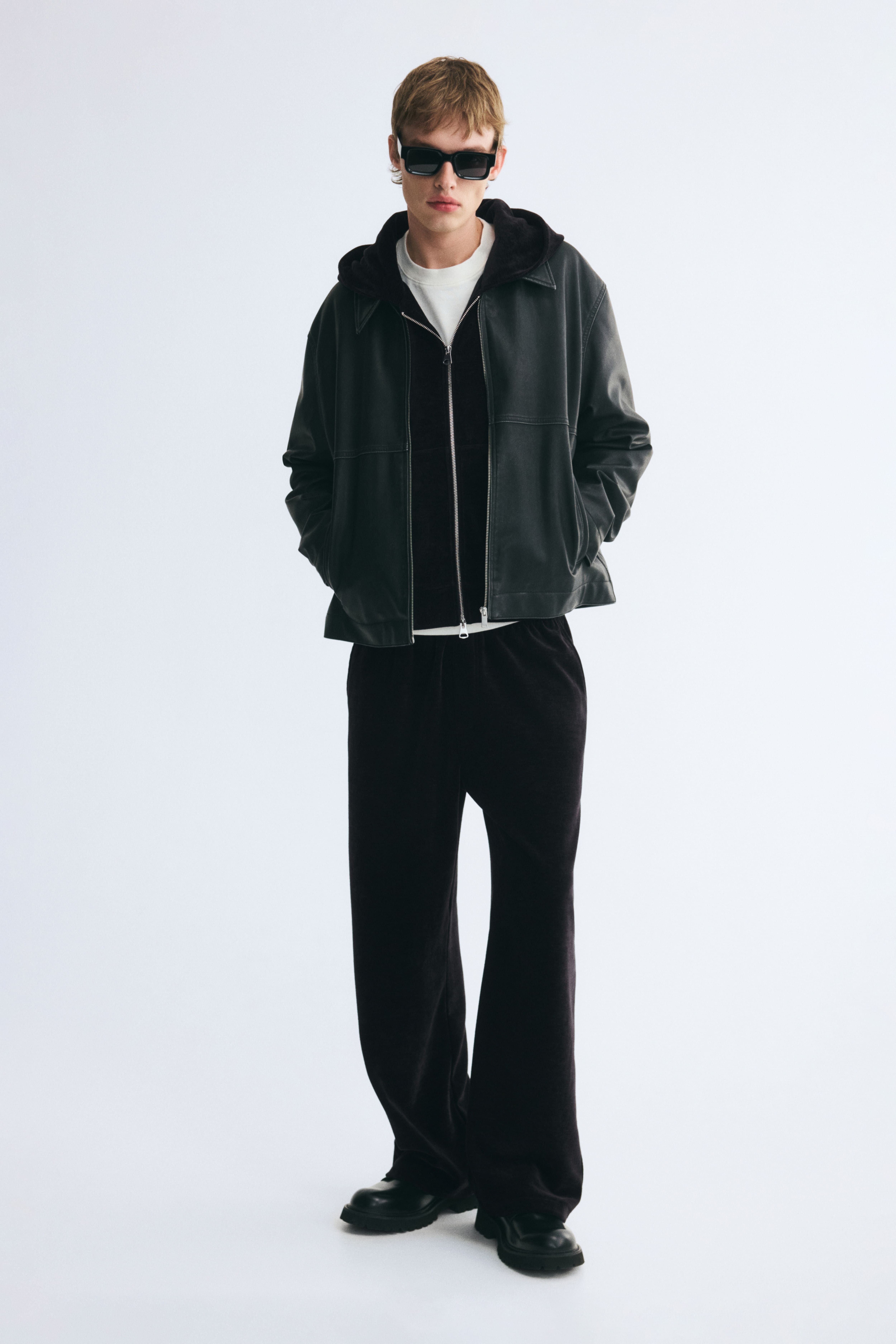Relaxed-Fit Velour Sweatpants