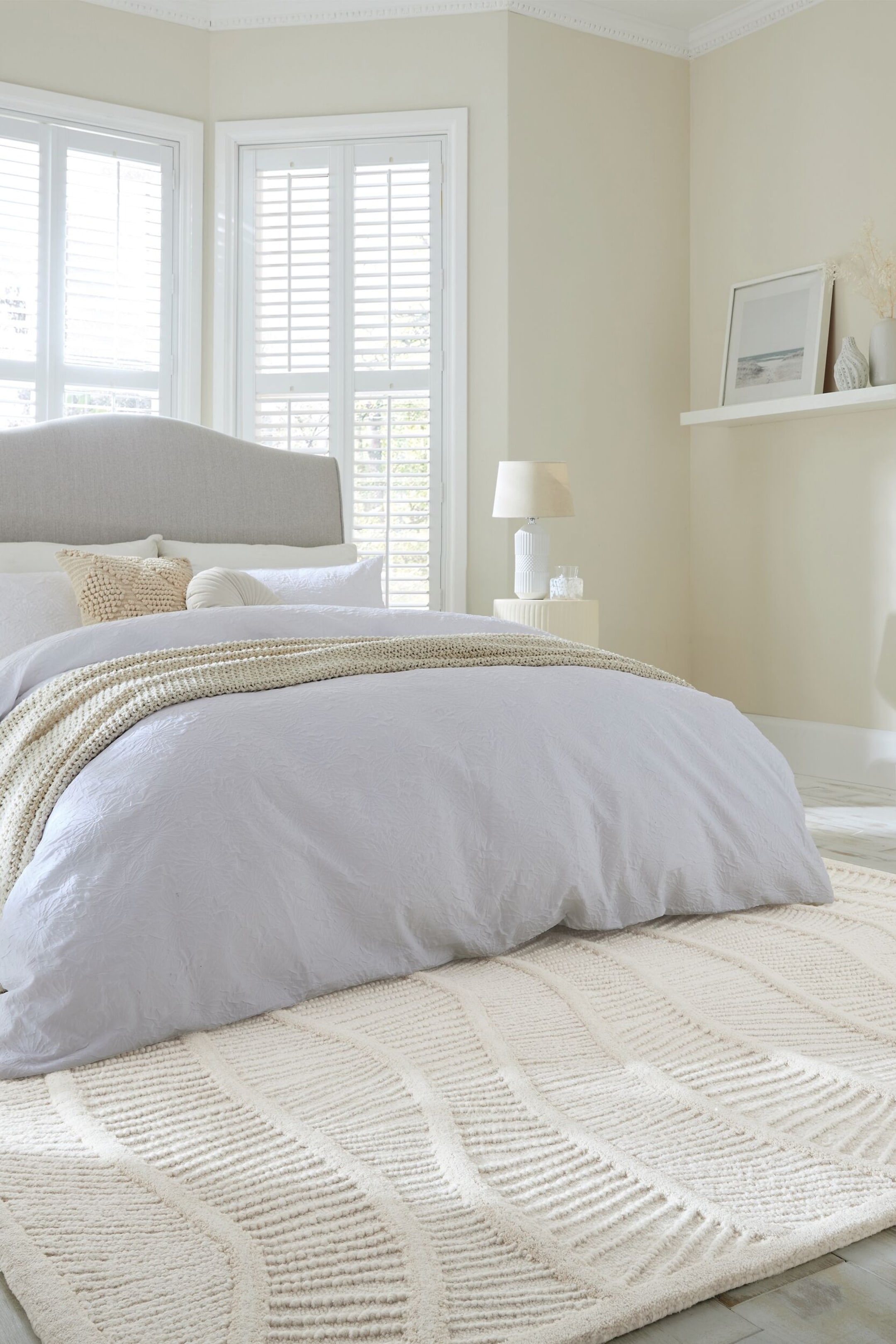 Grotere afbeelding bekijken: Sculptured Wave Wollen Mix Vloerkleed  - Wit - Flair Rugs - HOME | H&M BE 1