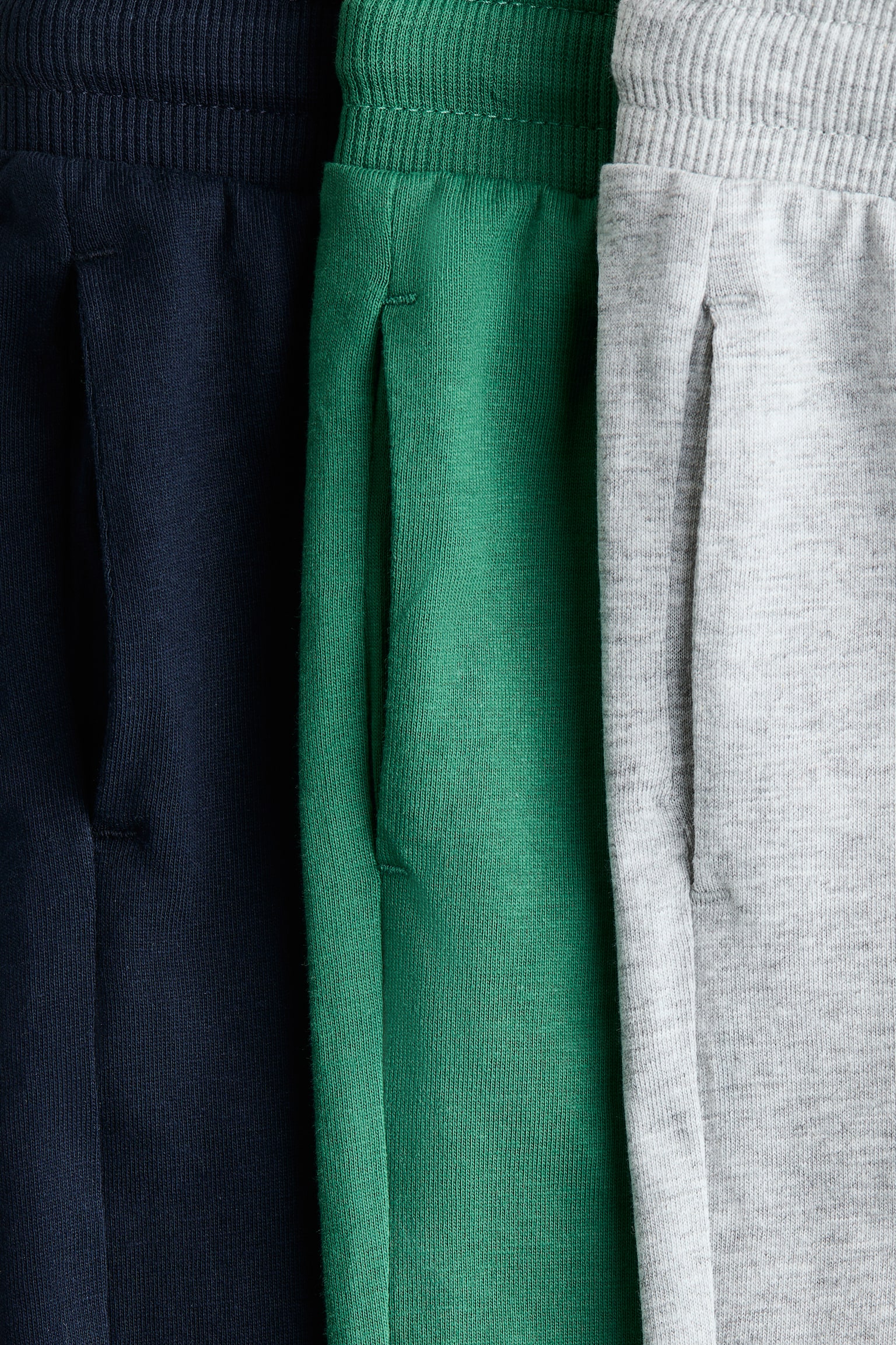 מארז 3 זוגות מכנסי טרנינג - אפור/ירוק/כחול/אפור כהה/בז'/כחול נייבי/אפור בהיר מלאנז‘ - 2