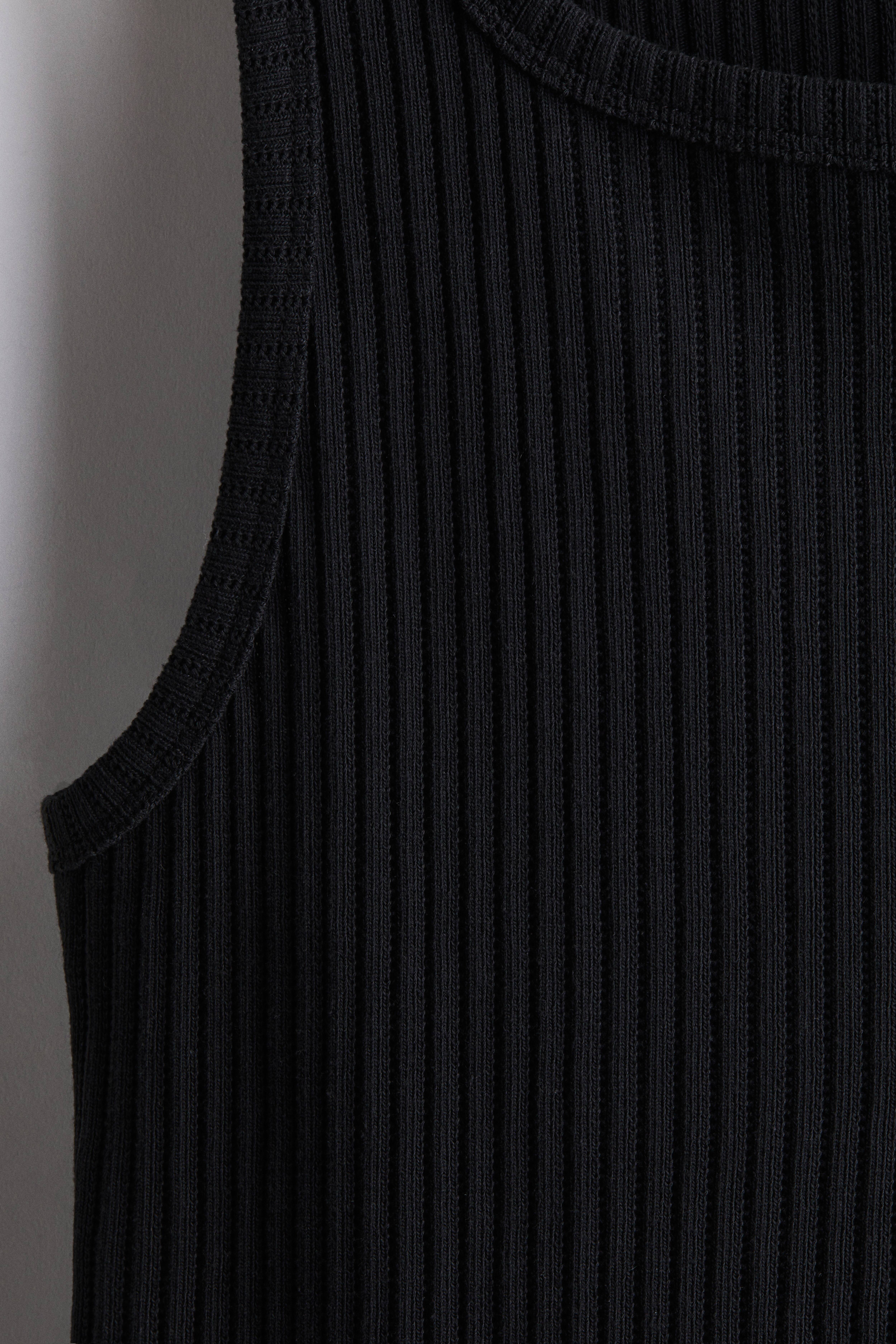 Slim-Fit Ribbed Tank Top