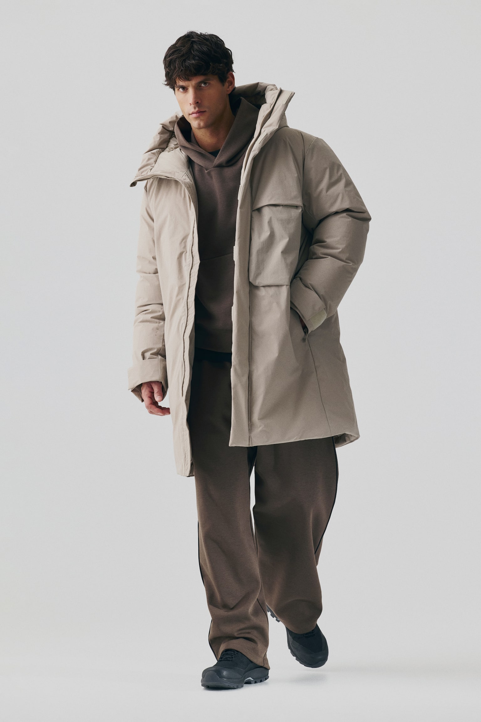 Regular Fit Padded parka with ThermoMove™ - Beige/Black - 8